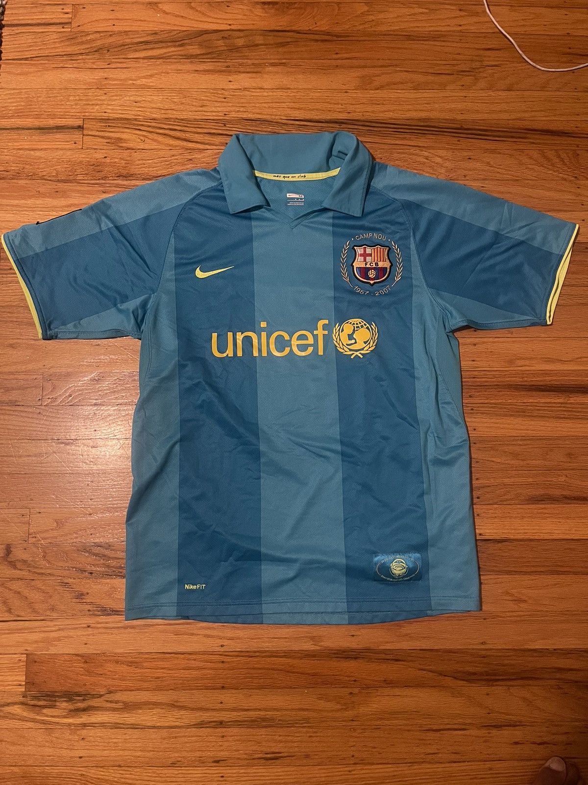 Nike Authentic F.C. Barcelona 2007/08 Away Jersey Size US M / EU 48-50 / 2 - 1 Thumbnail