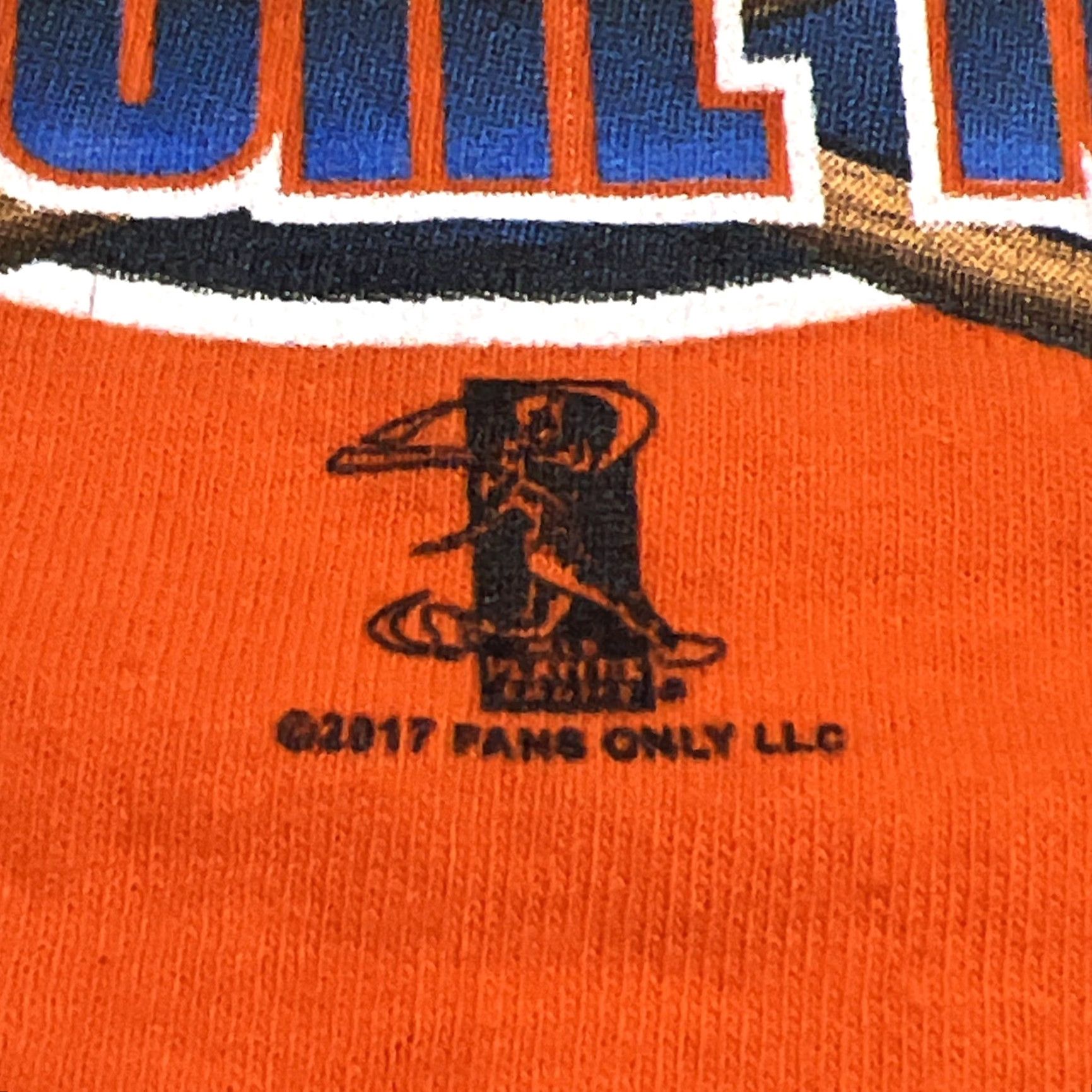 Gildan VINTAGE Houston Astros MLB Tshirt Large 2017 Post Season” The Future Is Now” Orange Size US L / EU 52-54 / 3 - 4 Thumbnail