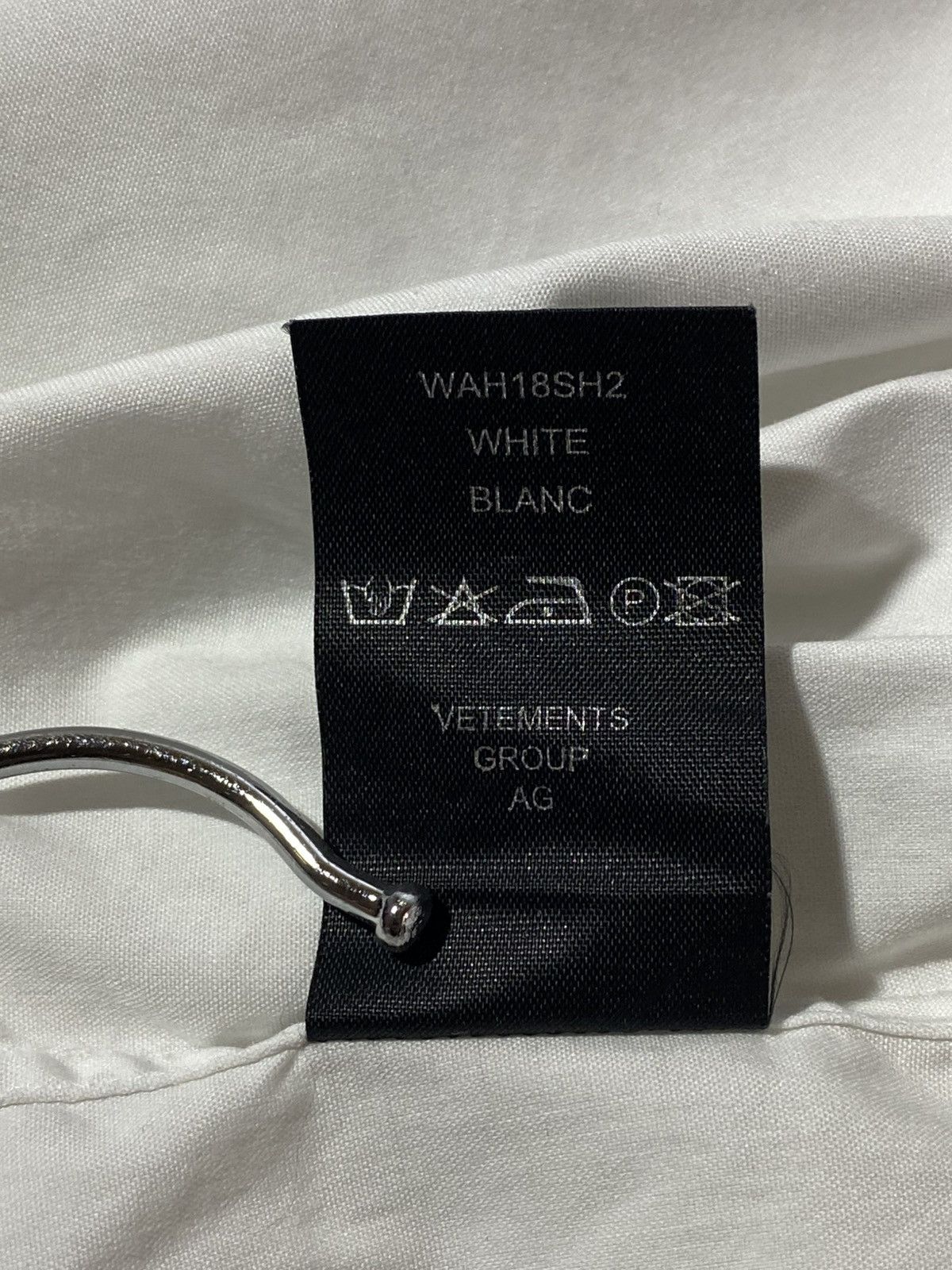 Vetements Vetements by Demna Secretary Decollage Shirt Button Up Size M / US 6-8 / IT 42-44 - 18 Thumbnail