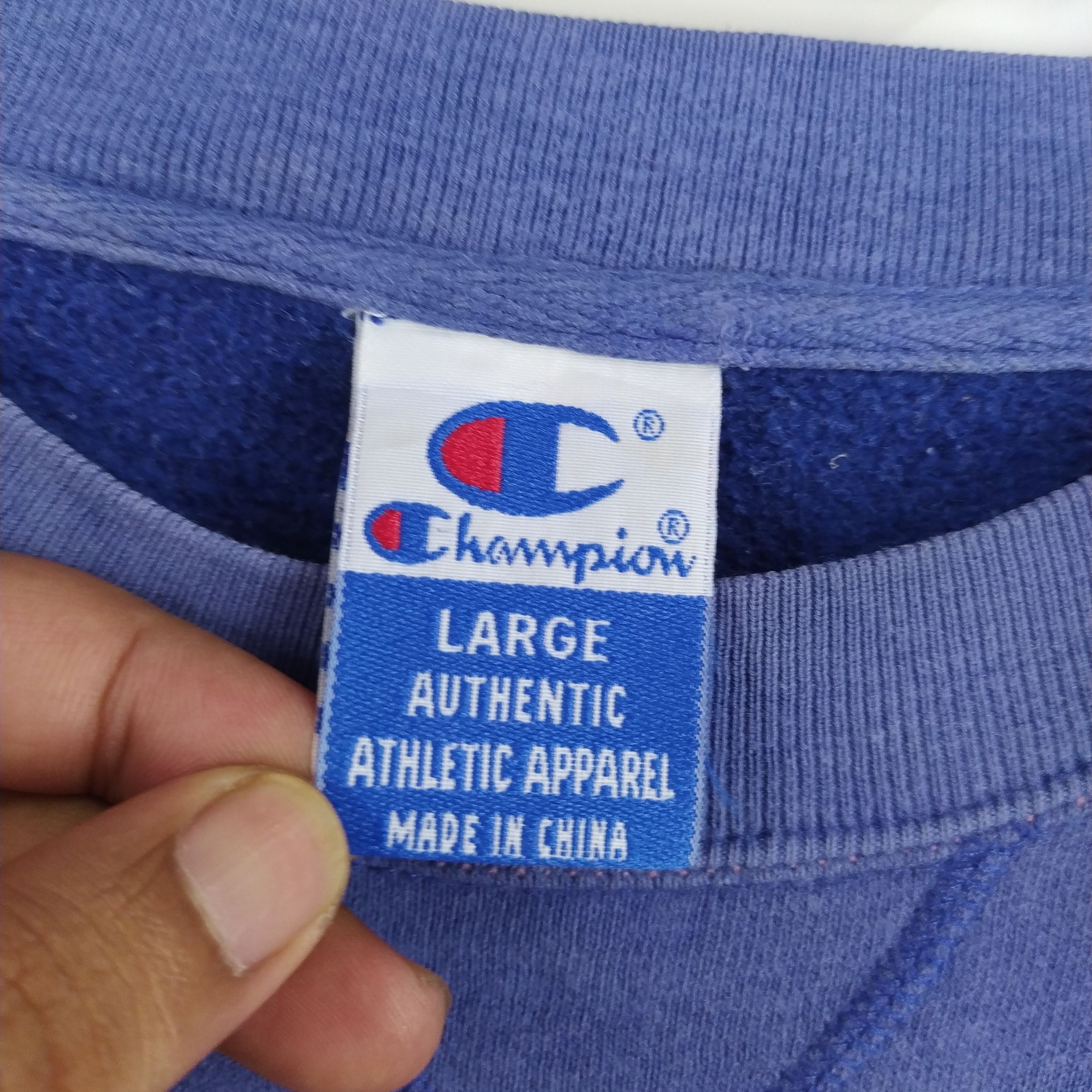Champion × Vintage Vintage Champion Big Logo Crewneck Jumper Sun Faded Size US L / EU 52-54 / 3 - 7 Thumbnail