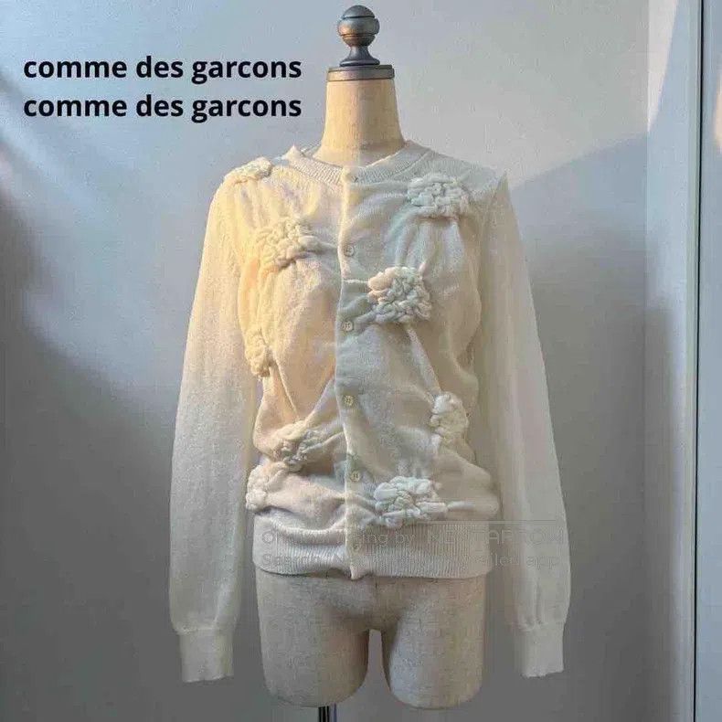 Comme des Garcons Comme des Garcons Glitter Knit Cardigan with 3D Flower Des Size M / US 6-8 / IT 42-44 - 1 Thumbnail