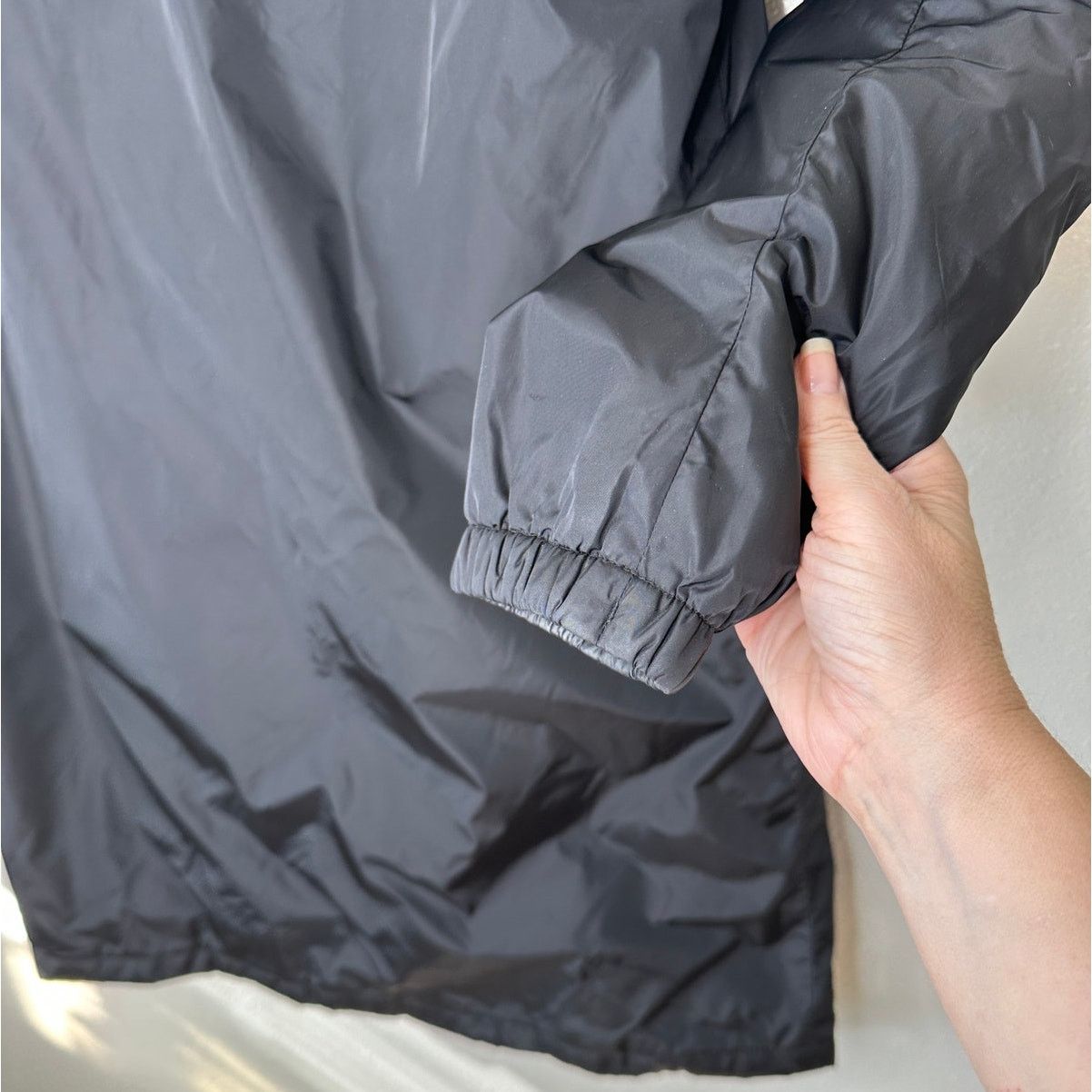 Prada Prada Black Polyester Hooded Long Line Rain Jacket 42 / L Size US L / EU 52-54 / 3 - 15 Thumbnail