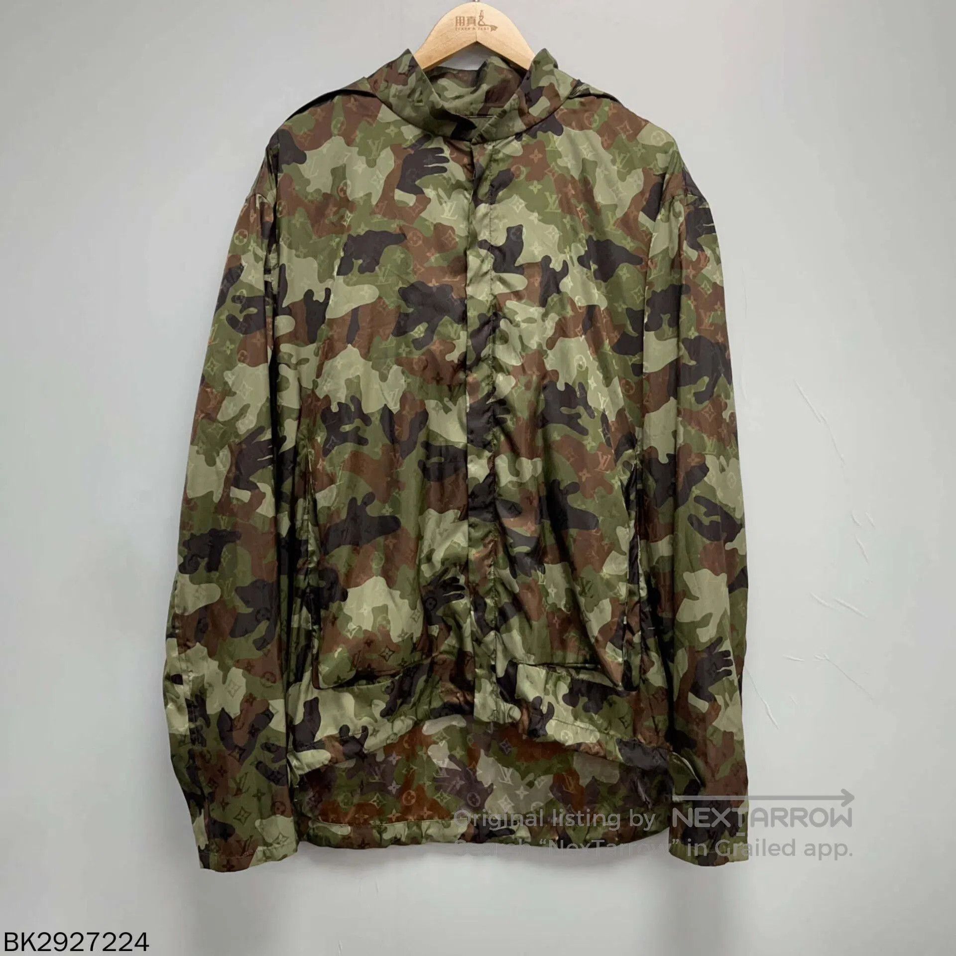 Louis Vuitton louis vuitton camouflage jacket size 50. Size US M / EU 48-50 / 2 - 1 Thumbnail