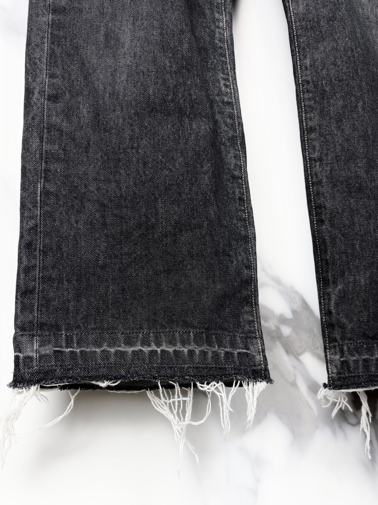 Gucci Gucci Tom Ford Vintage Leather Patch Raw Hem Denim Jeans Size US 32 / EU 48 - 5 Thumbnail