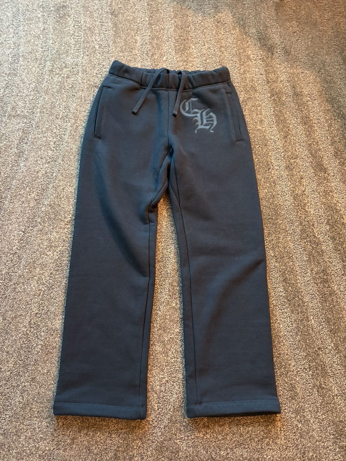Chrome Hearts Chrome hearts ch logo sweatpant fleece size S Size US 31 - 1 Thumbnail