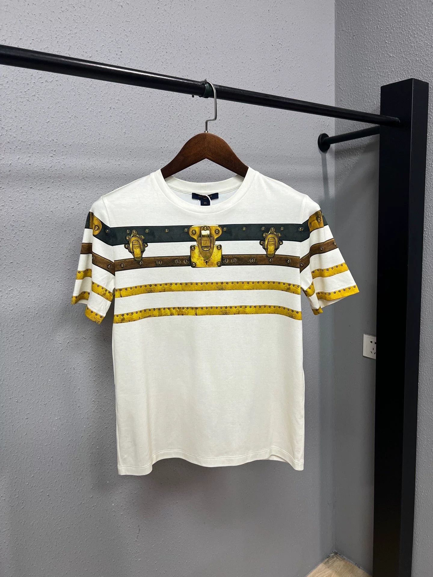 Louis Vuitton lv printed short sleeve t-shirt xs Size US XS / EU 42 / 0 - 1 Thumbnail