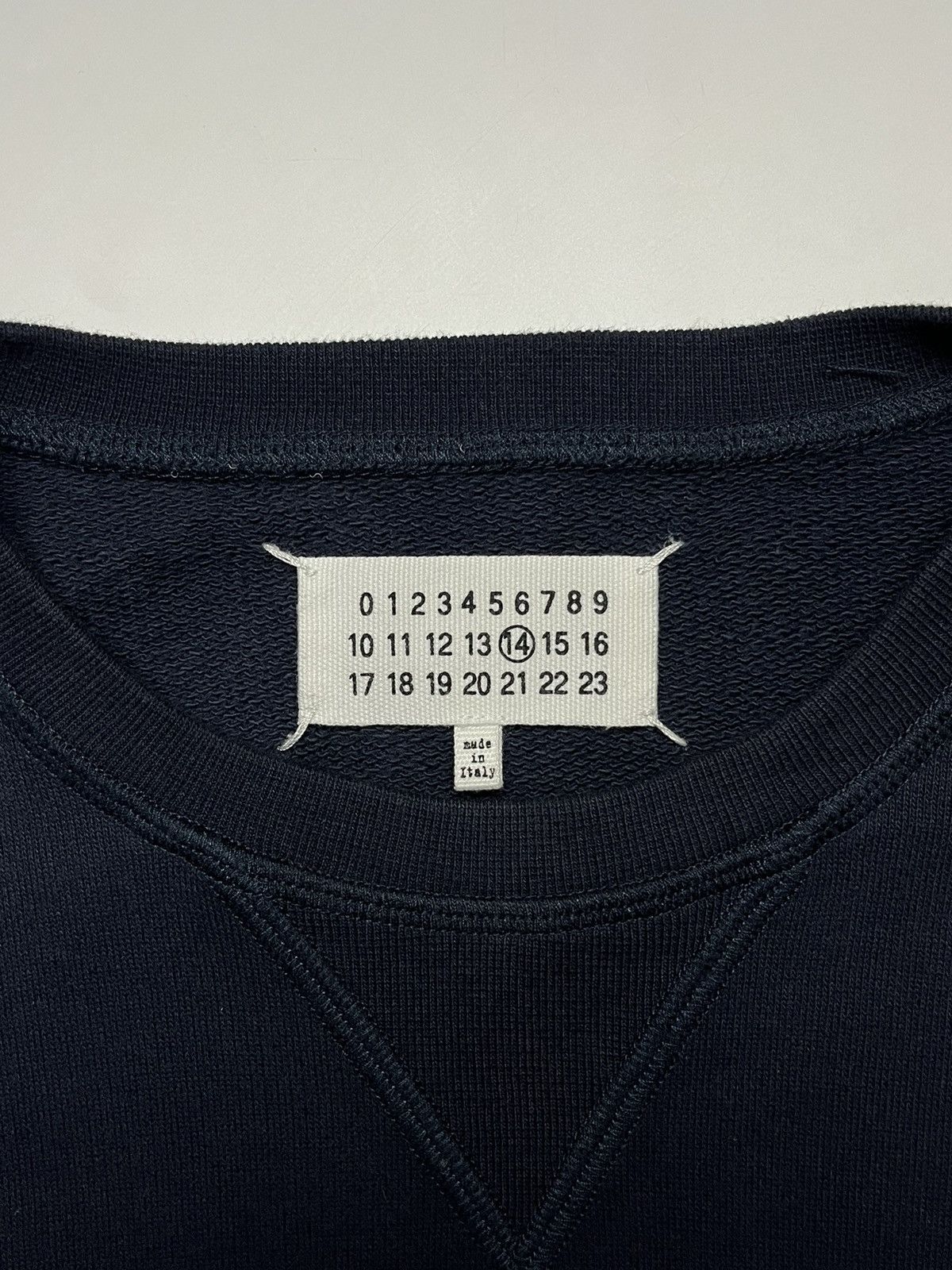 Maison Margiela Maison Margiela AW15 Crewneck Sweatshirt Suede Elbow Patch Size US M / EU 48-50 / 2 - 5 Thumbnail