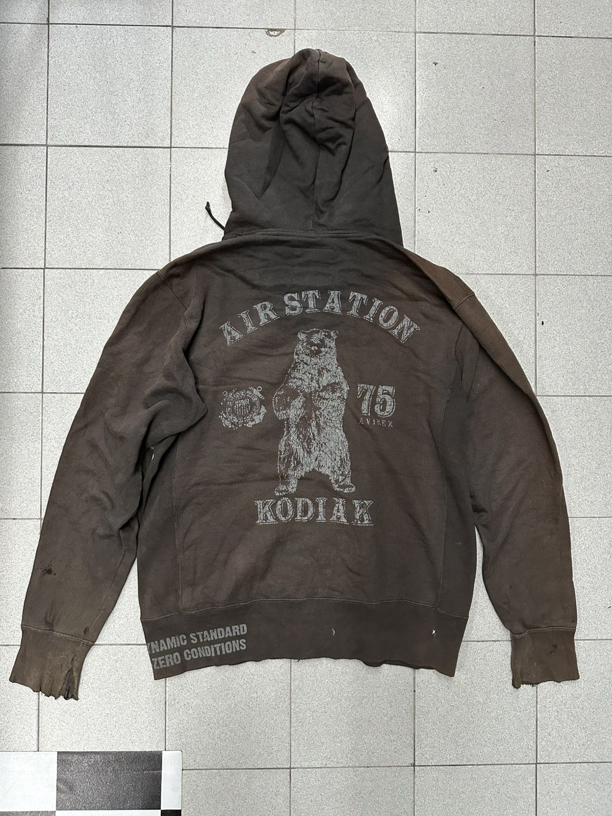 Avirex VTG Faded Avirex Balenciaga Toasted Style Hoodie Size US XL / EU 56 / 4 - 10 Thumbnail