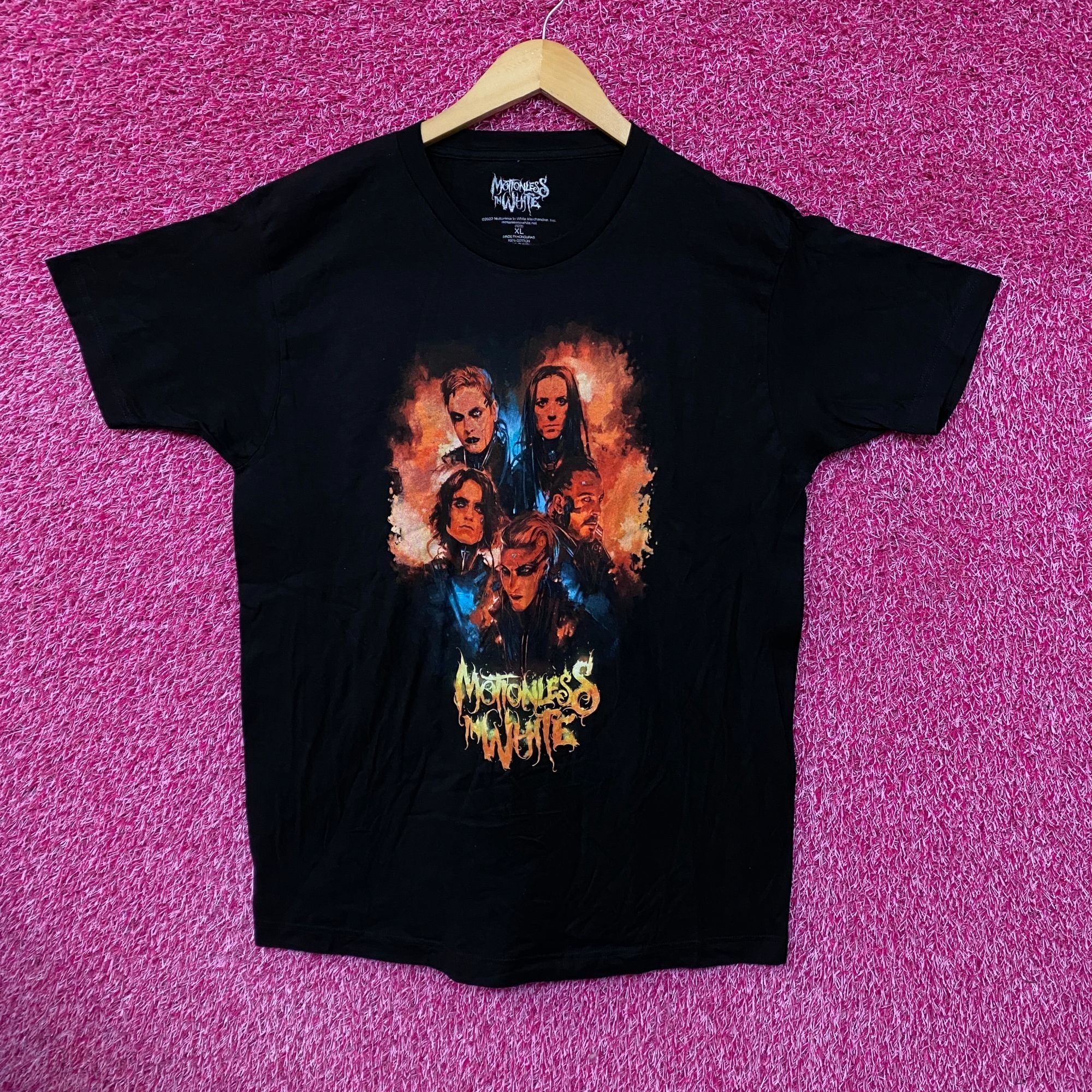 Band Tees Motionless in White Rock Band Tshirt size Extra Large Size US XL / EU 56 / 4 - 1 Thumbnail