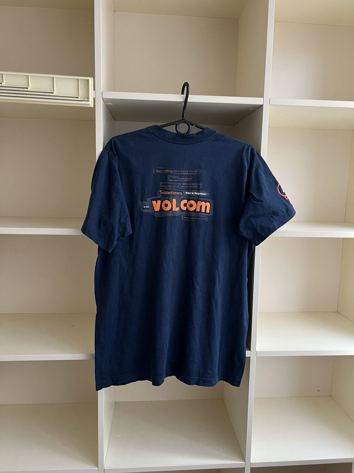 Vintage Vintage 1990s Volcom Tee T-Shirt Size L Size US L / EU 52-54 / 3 - 10 Thumbnail