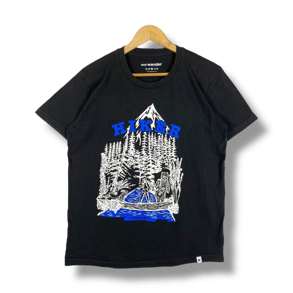 And Wander AND WANDER Hiker Graphic Tee Shirt Size 4 Size US M / EU 48-50 / 2 - 1 Thumbnail
