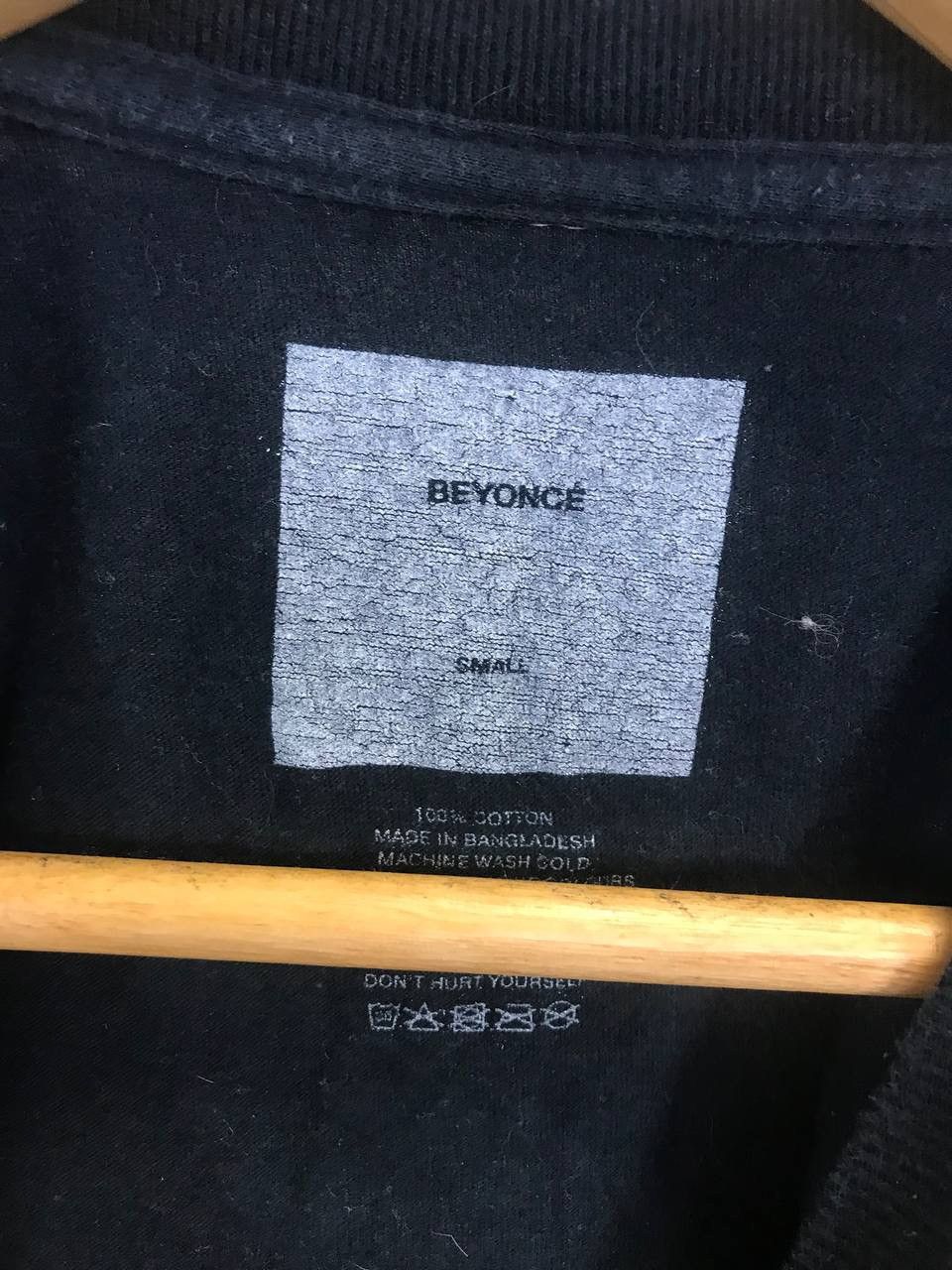 Band Tees Beyoncé pop band tour tee Size US XS / EU 42 / 0 - 4 Thumbnail