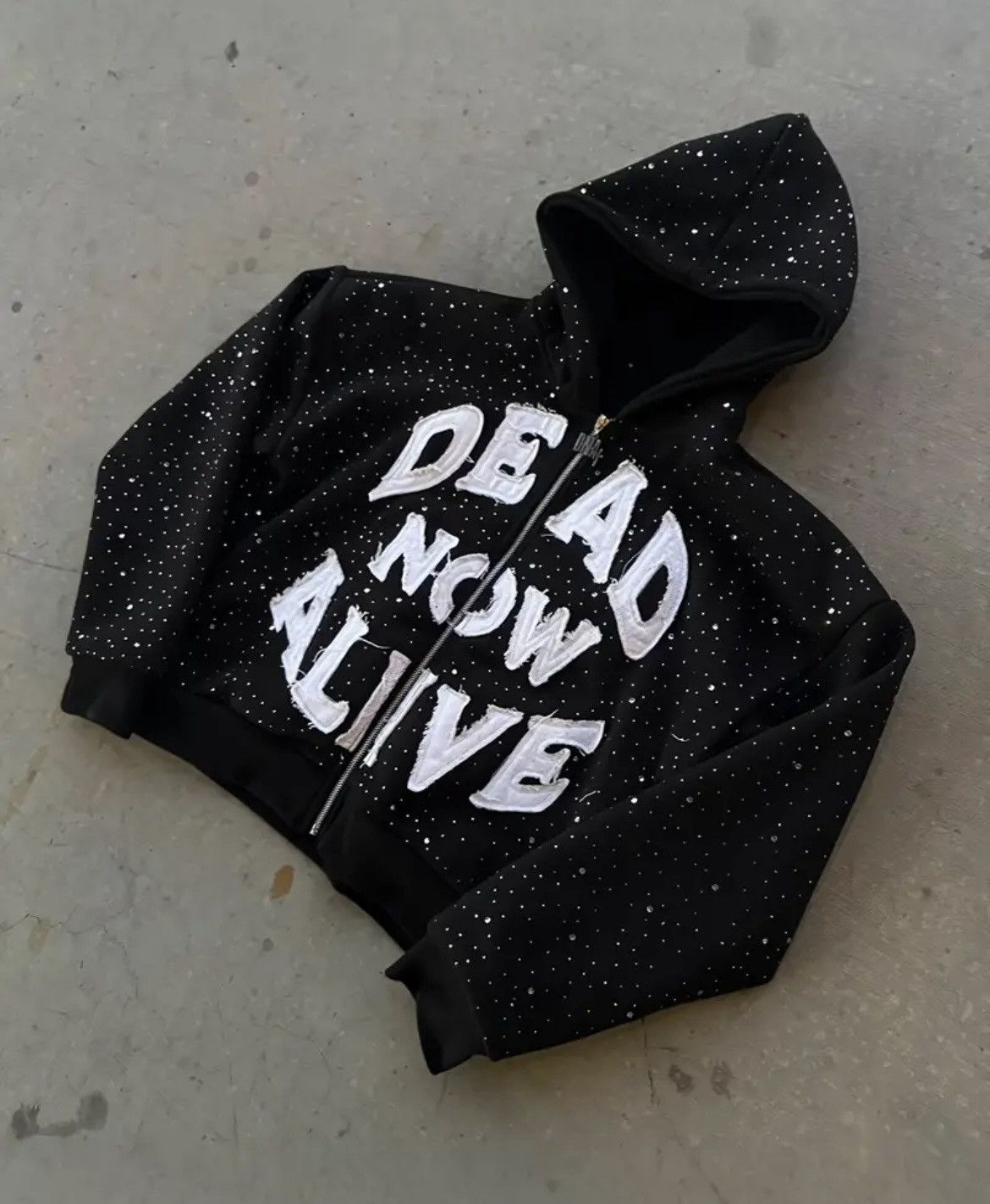 Other Black and white Dead Now Alive zip up hoodie Size US L / EU 52-54 / 3 - 4 Thumbnail