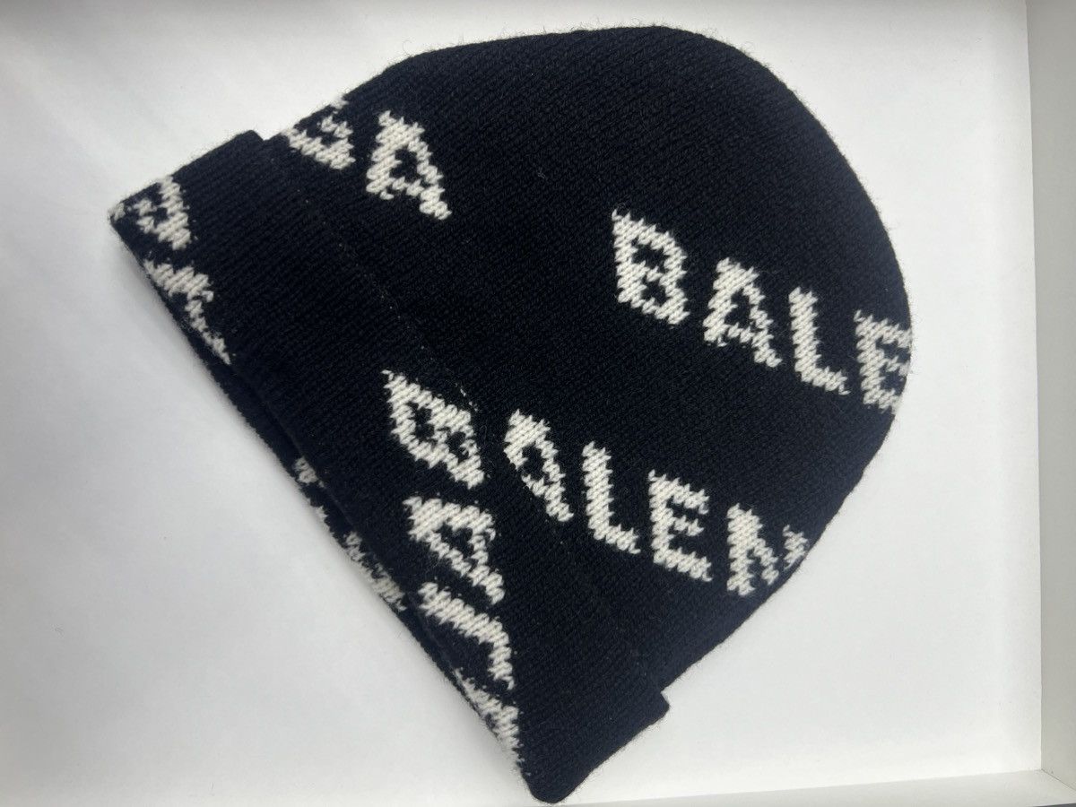 Balenciaga Balenciaga Black & White Allover Logo Beanie Size ONE SIZE - 2 Thumbnail