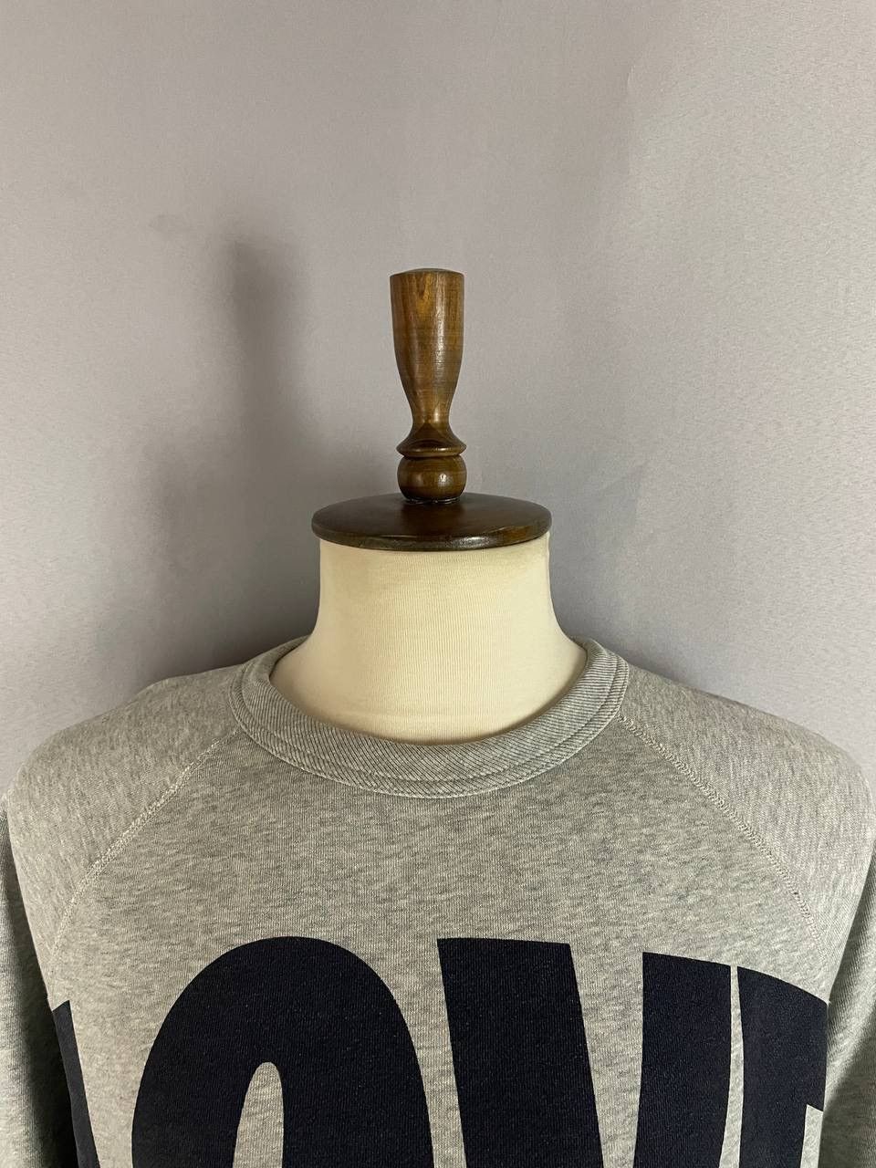 Acne Studios Acne Studios LOVE Crewneck Sweatshirt Grey Size US L / EU 52-54 / 3 - 3 Thumbnail