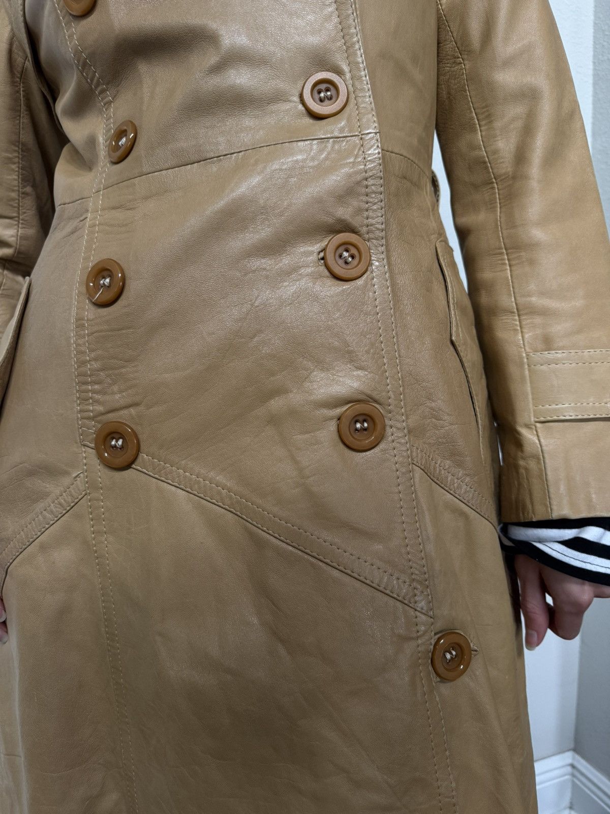 Other Vintage 1960sEuro Camel Leather Double Breasted Trench Coat Size M / US 6-8 / IT 42-44 - 6 Thumbnail