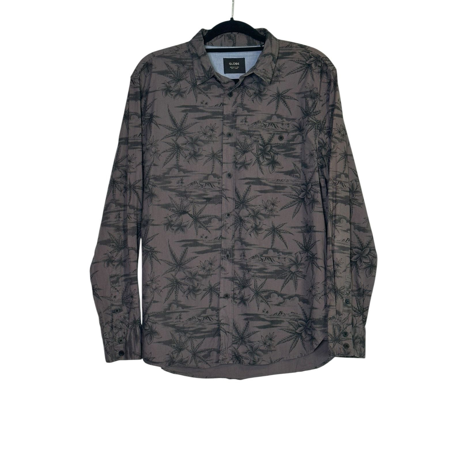 Globe Globe gray Hawaiian print long sleeves button shirt size M Size US M / EU 48-50 / 2 - 9 Thumbnail