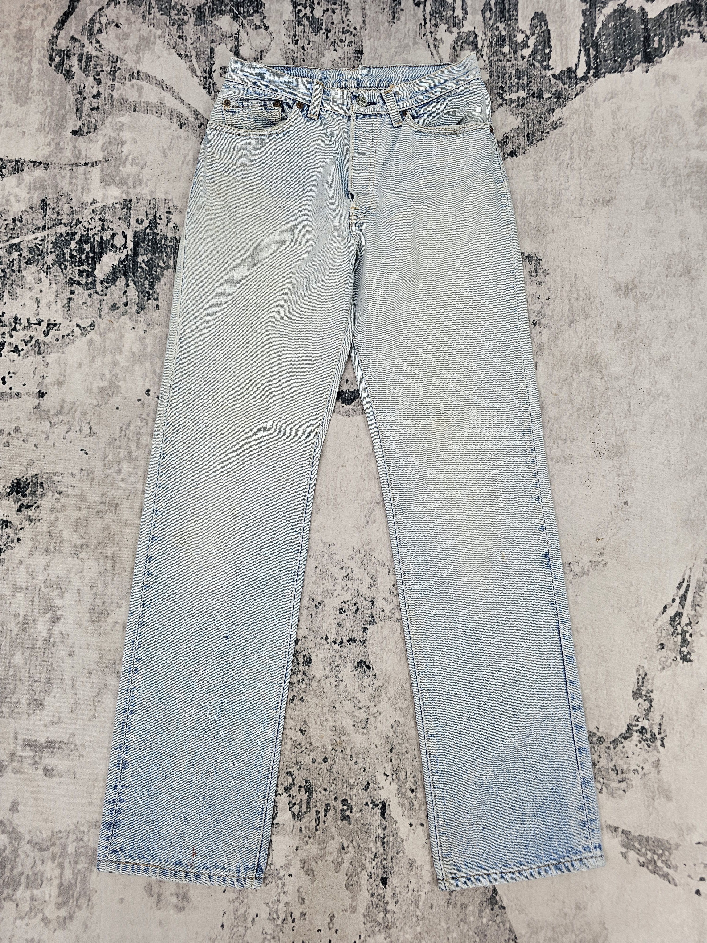 Levi's Vintage Clothing Vtg 90's LEVIS 501 Light Blue Jeans Made In USA L0539 Size US 28 / EU 44 - 1 Thumbnail