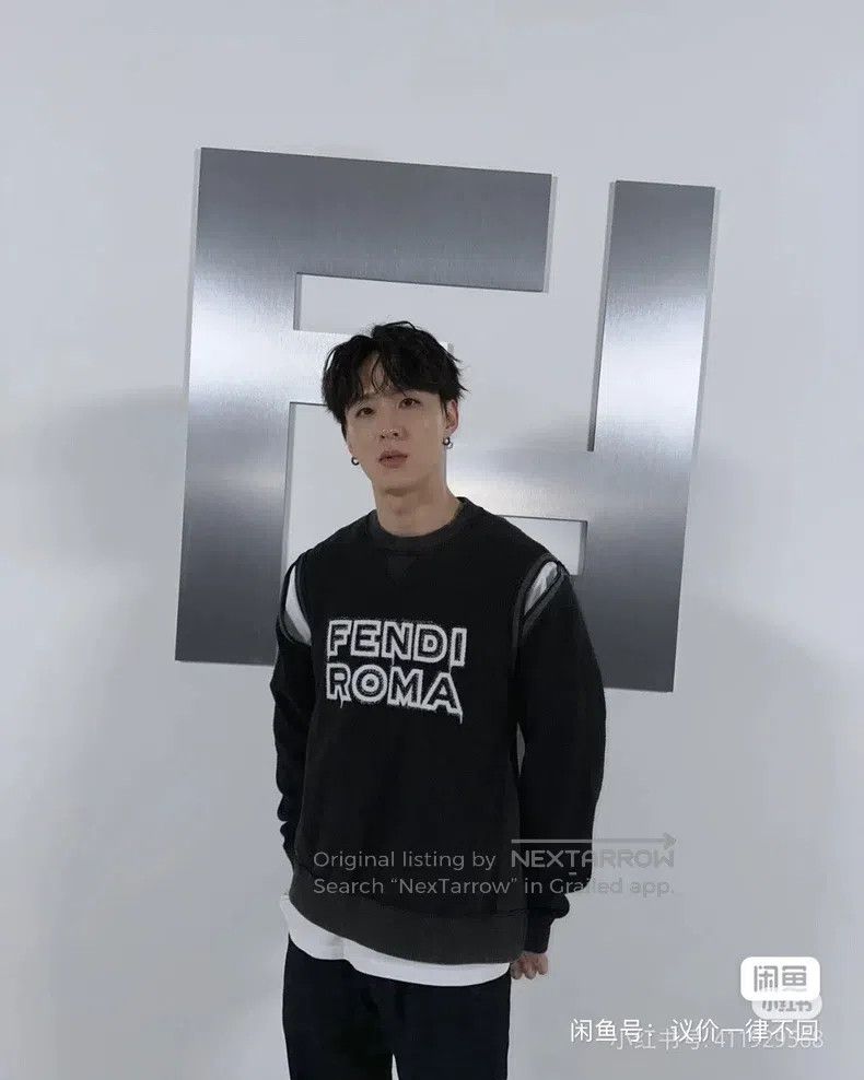 Fendi Fendi Co-branded Marc Jacobs Distressed Sweatshirt Size US S / EU 44-46 / 1 - 2 Thumbnail