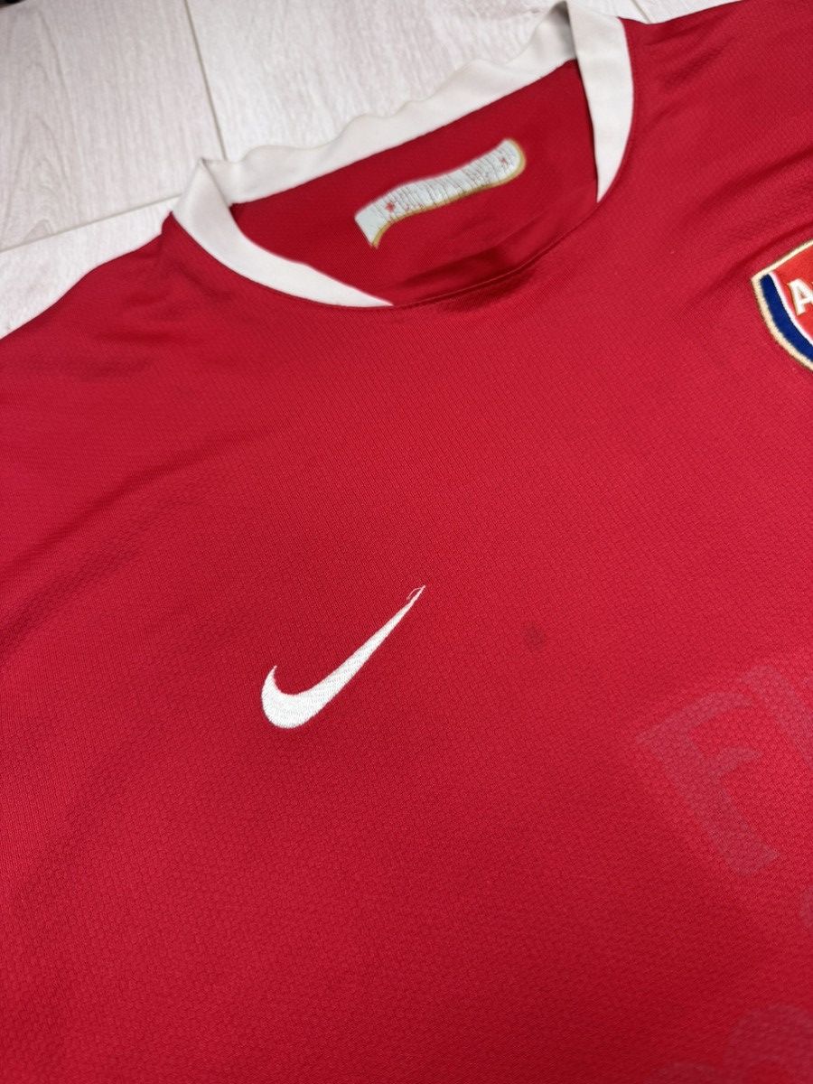 Nike × Vintage Vintage Nike Arsenal soccer jersey size L Size US L / EU 52-54 / 3 - 5 Thumbnail
