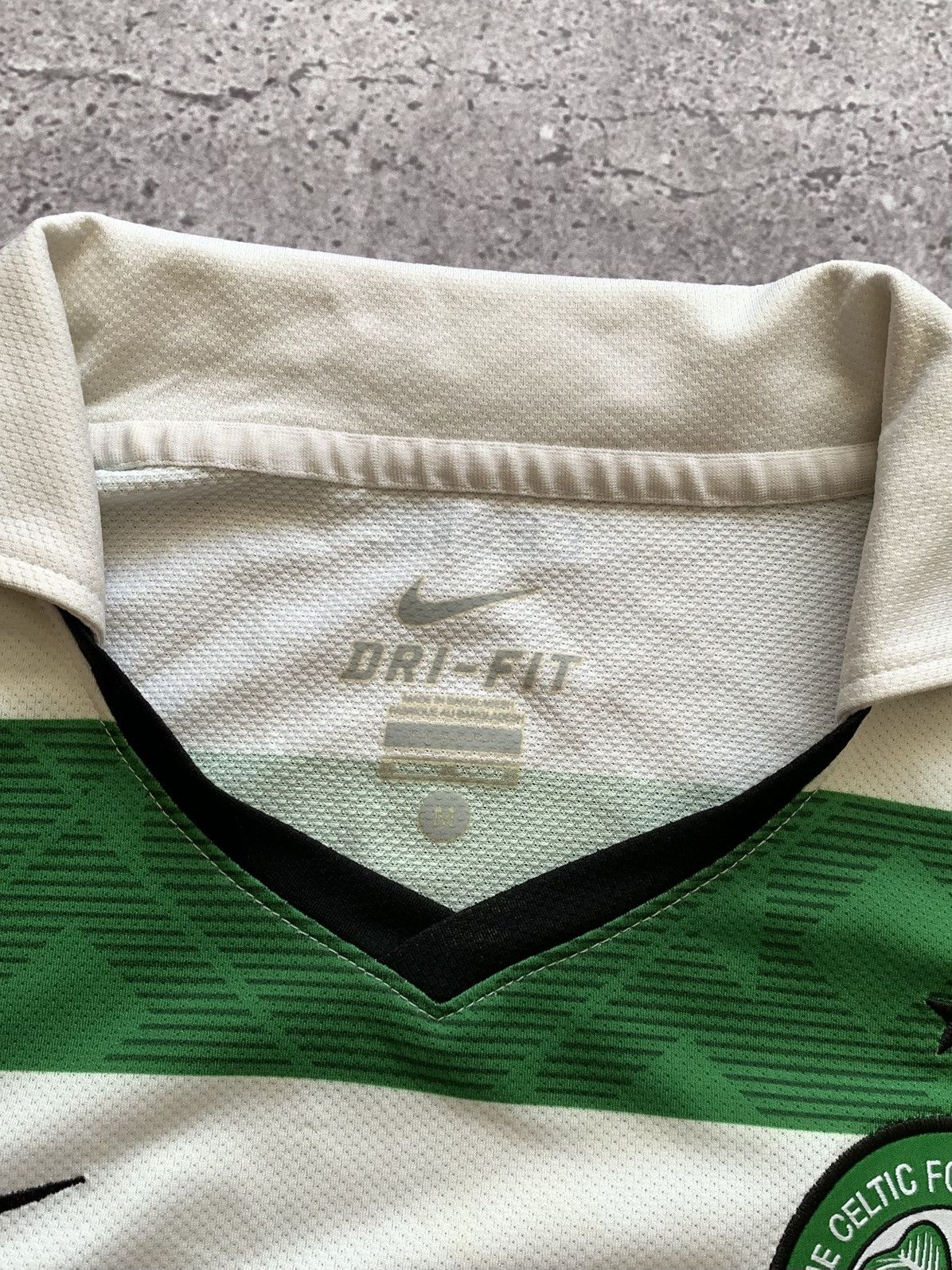 Nike 🔥NIKE CELTIC 2010/2011 HOME SOCCER BLOCKCORE JERSEY SHIRT Size US M / EU 48-50 / 2 - 14 Thumbnail