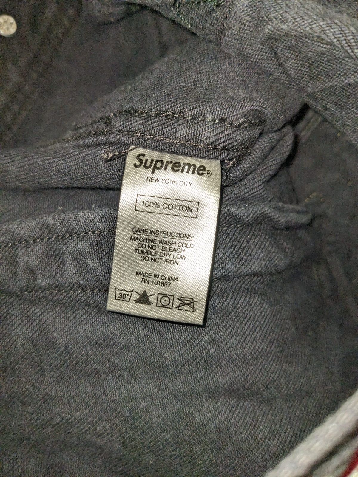 Supreme SS18 SUPREME PATCHES DENIM TRUCKER JACKET BLACK M Size US M / EU 48-50 / 2 - 9 Thumbnail