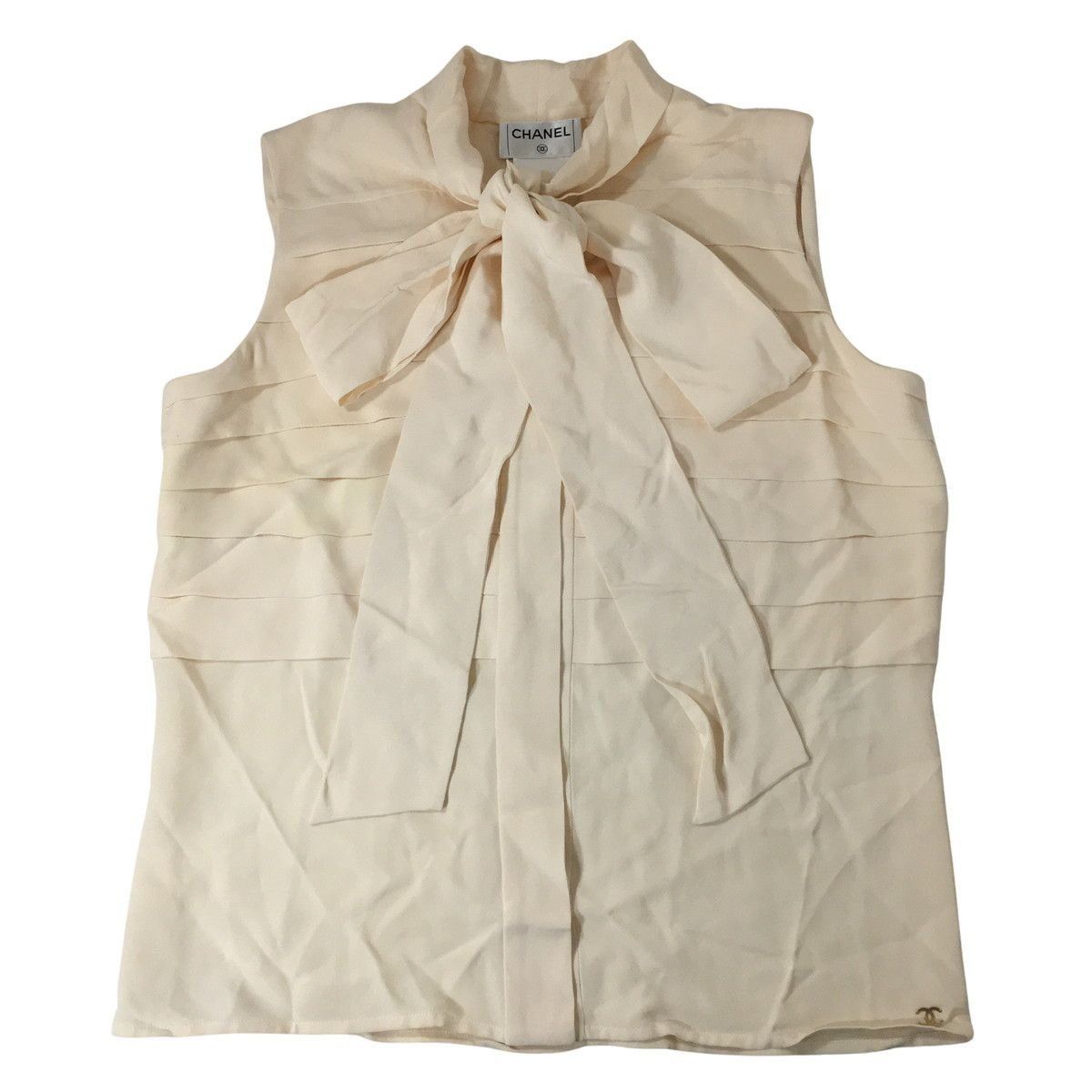Chanel CHANEL SLEEVELESS BOW TIES TOP SILK 06A P28987V11356 shirts Size S / US 4 / IT 40 - 5 Thumbnail