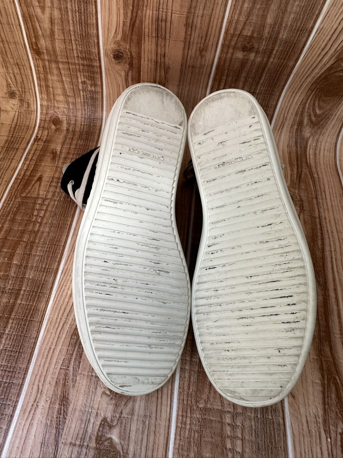 Rick Owens Rick Owens DRSHDW Black Cardboard Hightop Sneakers Size US 10.5 / EU 43-44 - 24 Thumbnail