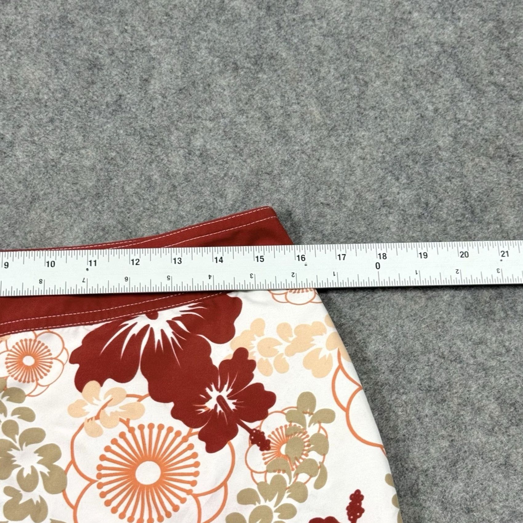 Vintage Miken Floral Print Swim Cover-up Two-Sides Skirt Juniors Fits Size Waist 32" Red Size 42" / US 20 - 7 Thumbnail