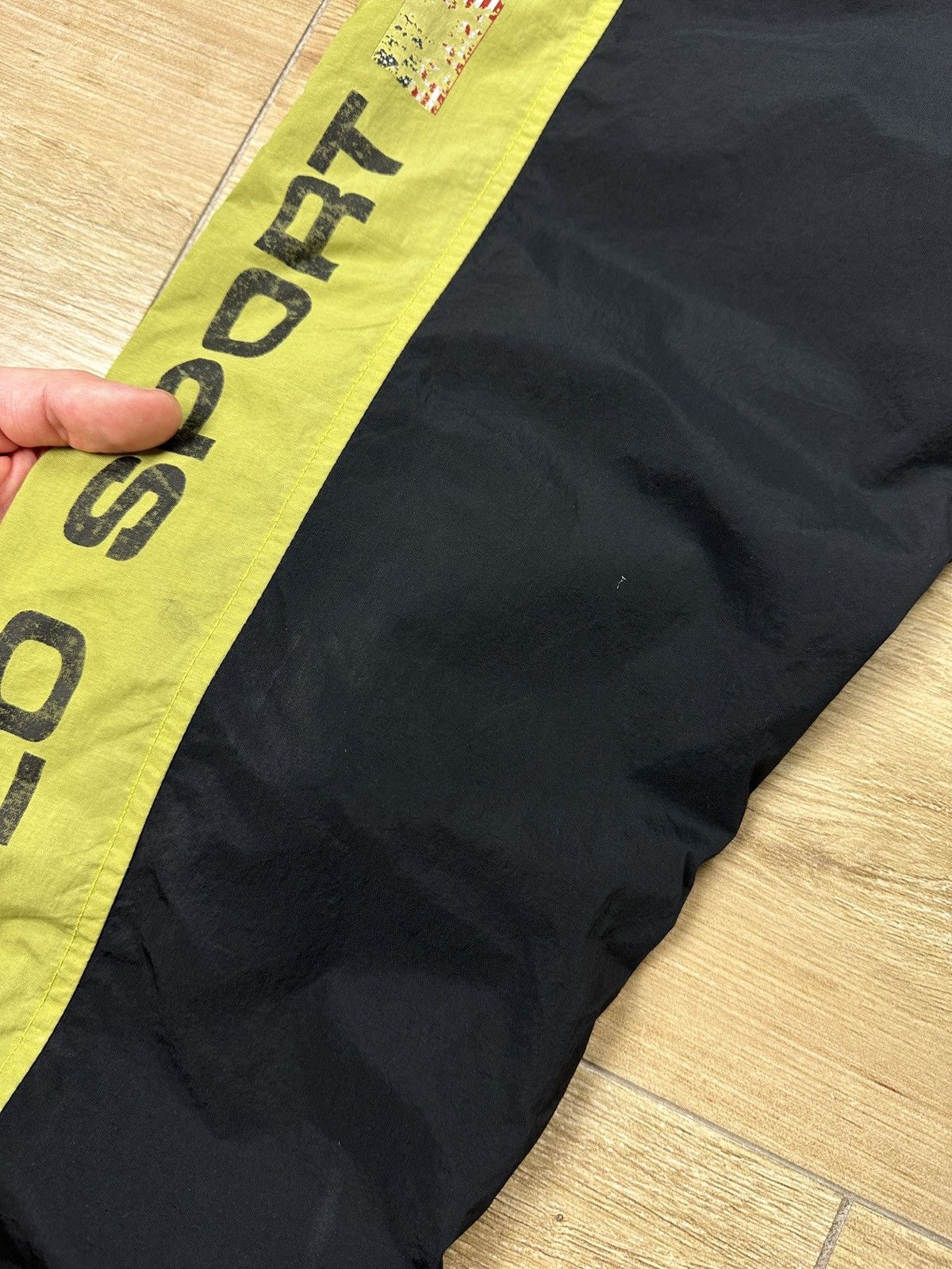 Polo Ralph Lauren × Ralph Lauren × Ralph Lauren Sport Ralph Lauren Polo Sport Nylon Track Pants Size US 30 / EU 46 - 10 Thumbnail