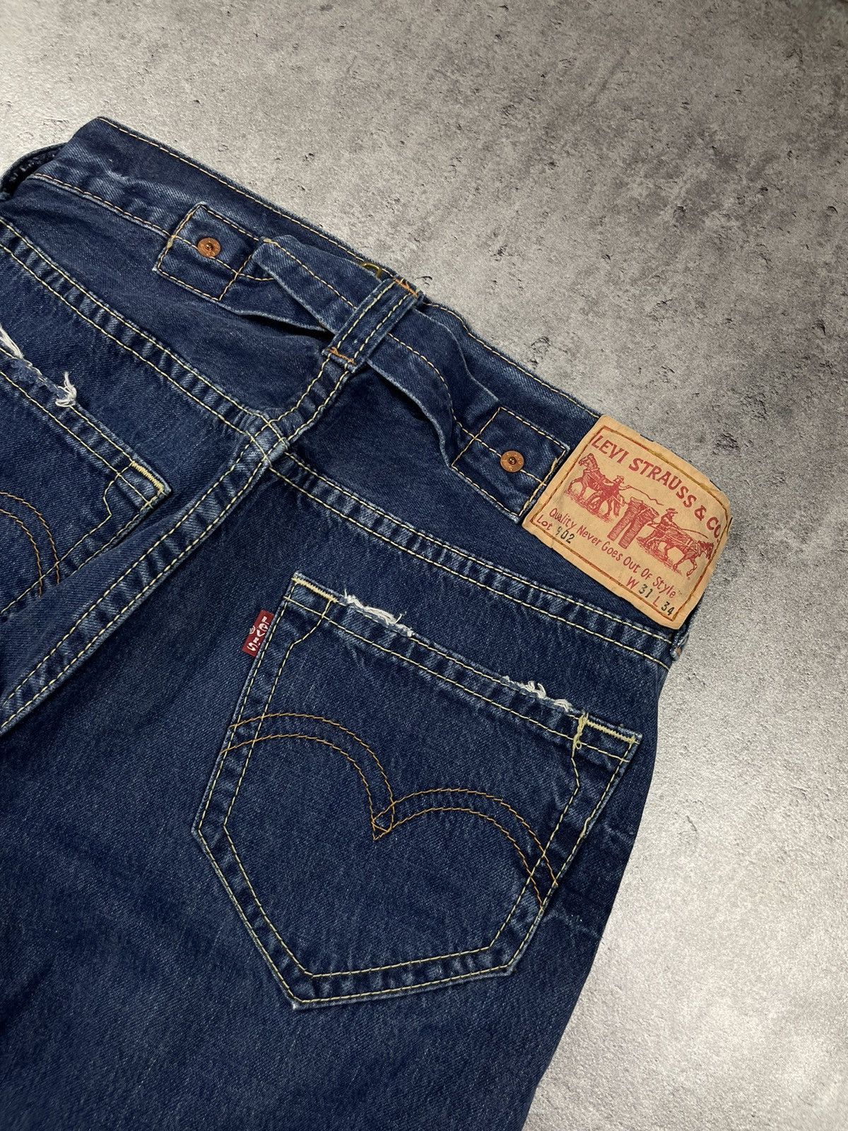 Japanese Brand × Levi's × Vintage Levis 902 vintage retro navy jeans baggy straight 90s Size US 31 - 4 Thumbnail