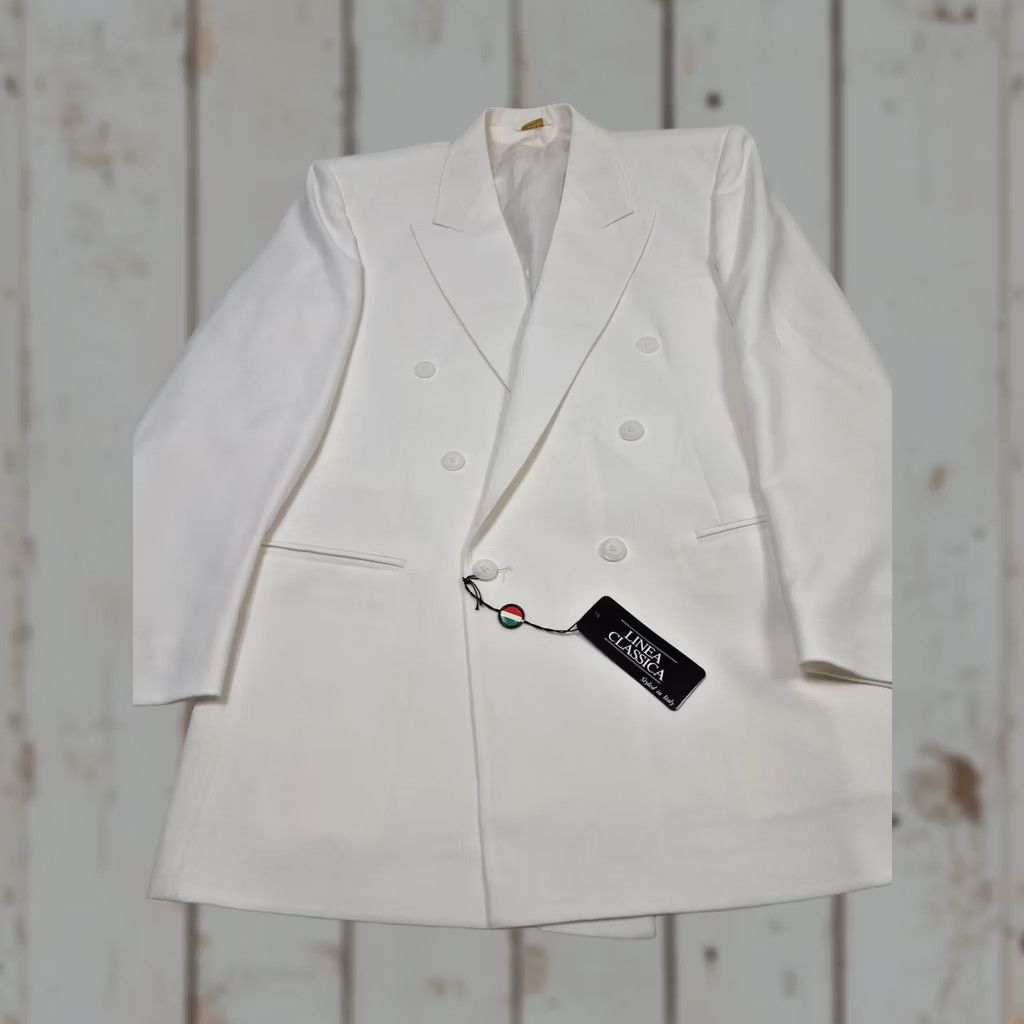 Doublet Linea Classica Suit Mens 38R White Poly Wool Double Breasted 2 Piece 30x36 NWT Size 38R - 1 Thumbnail