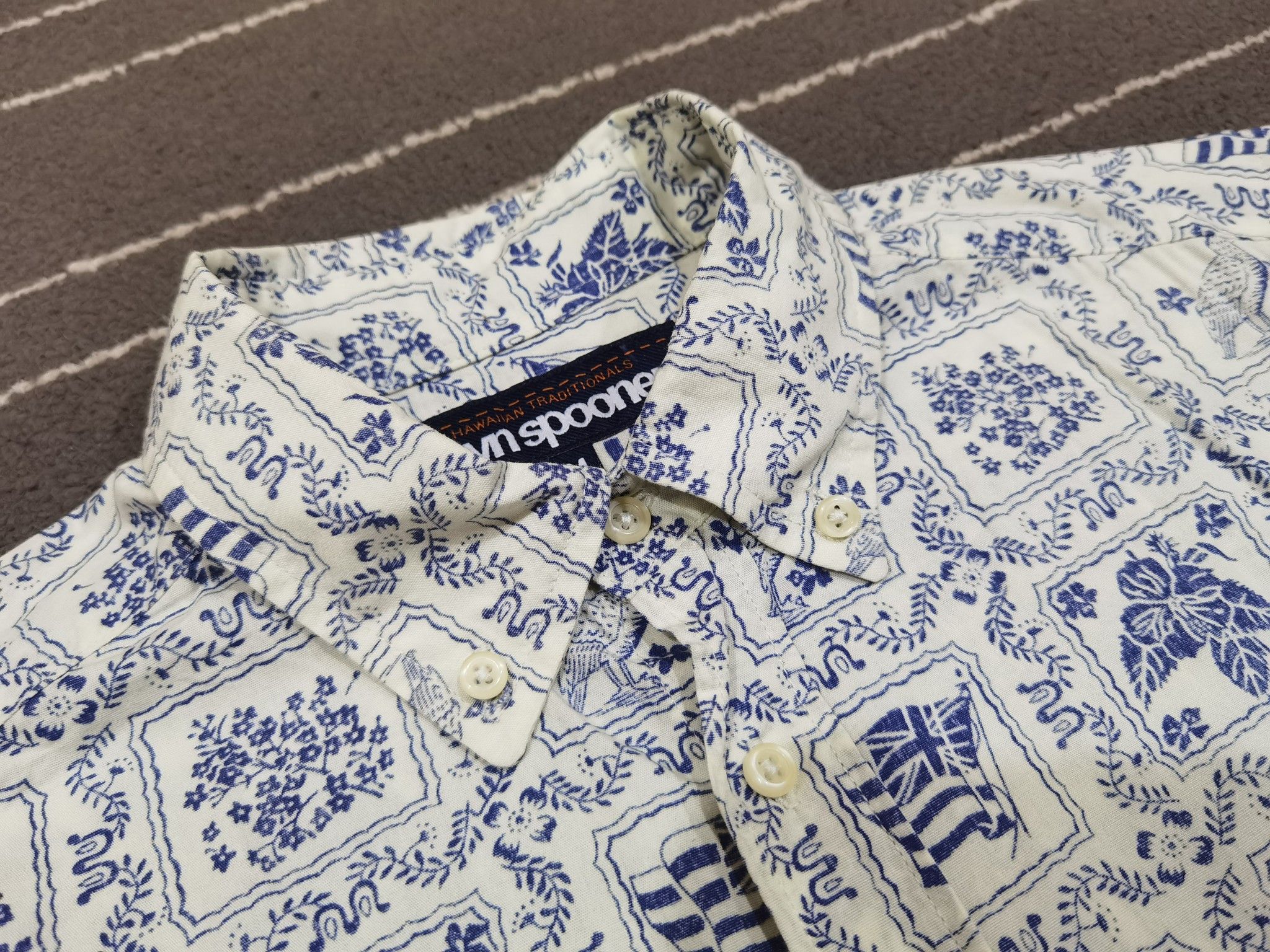 Reyn Spooner reyn Spooner hawaiian traditional button up S 8121 Size US S / EU 44-46 / 1 - 7 Thumbnail
