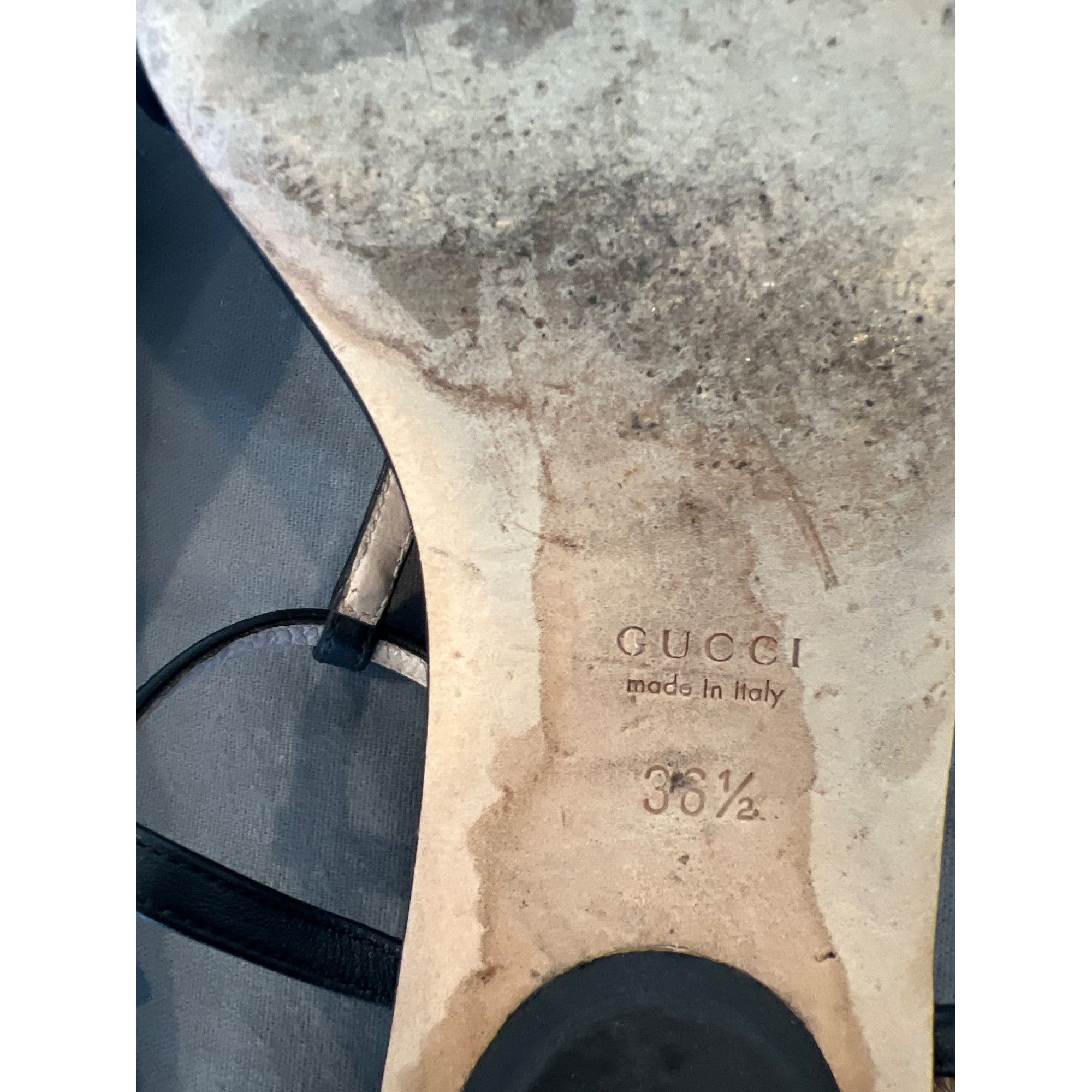 Gucci Gucci Black Horsebit Leather T-Strap Sandals Size 36.5 Italy Size US 6.5 / IT 36.5 - 8 Thumbnail