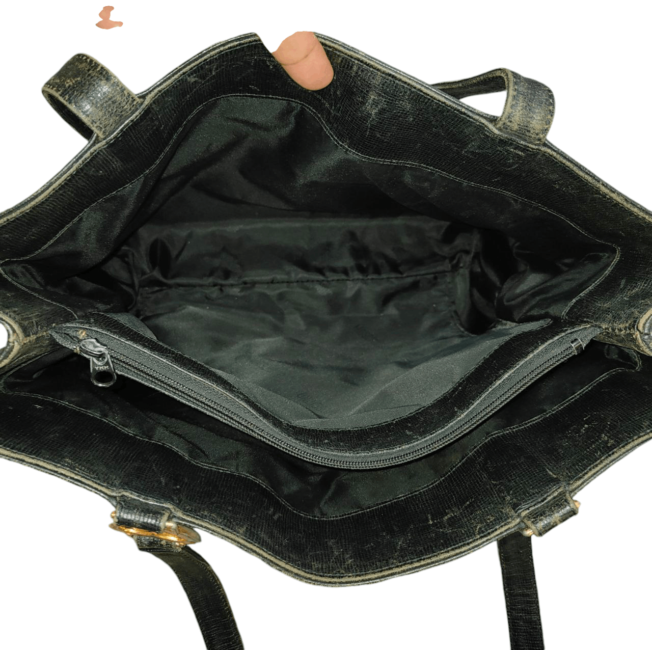 Moschino Vintage Moschino Worn Handbag Size ONE SIZE - 10 Thumbnail