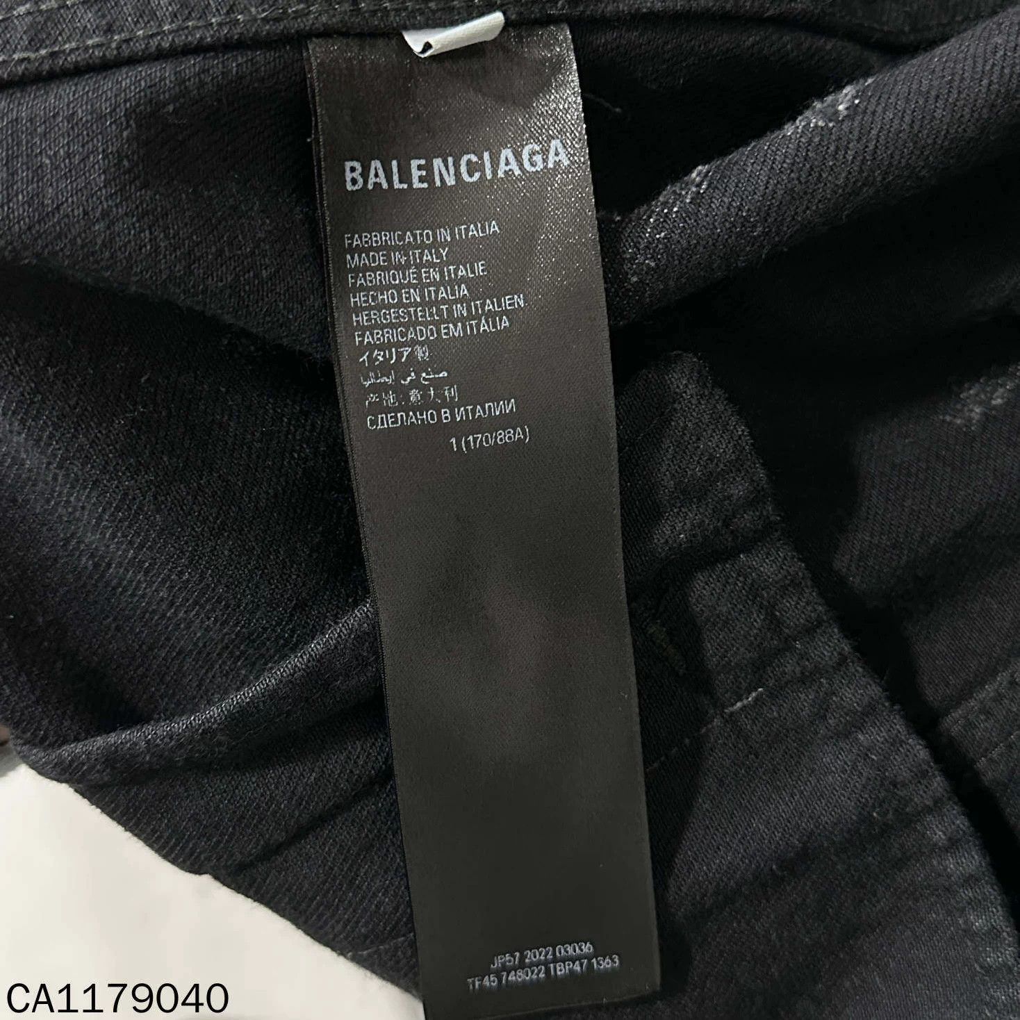 Balenciaga Balenciaga Distressed Mud-Dyed Denim Jacket New Size 1 Size US S / EU 44-46 / 1 - 6 Thumbnail