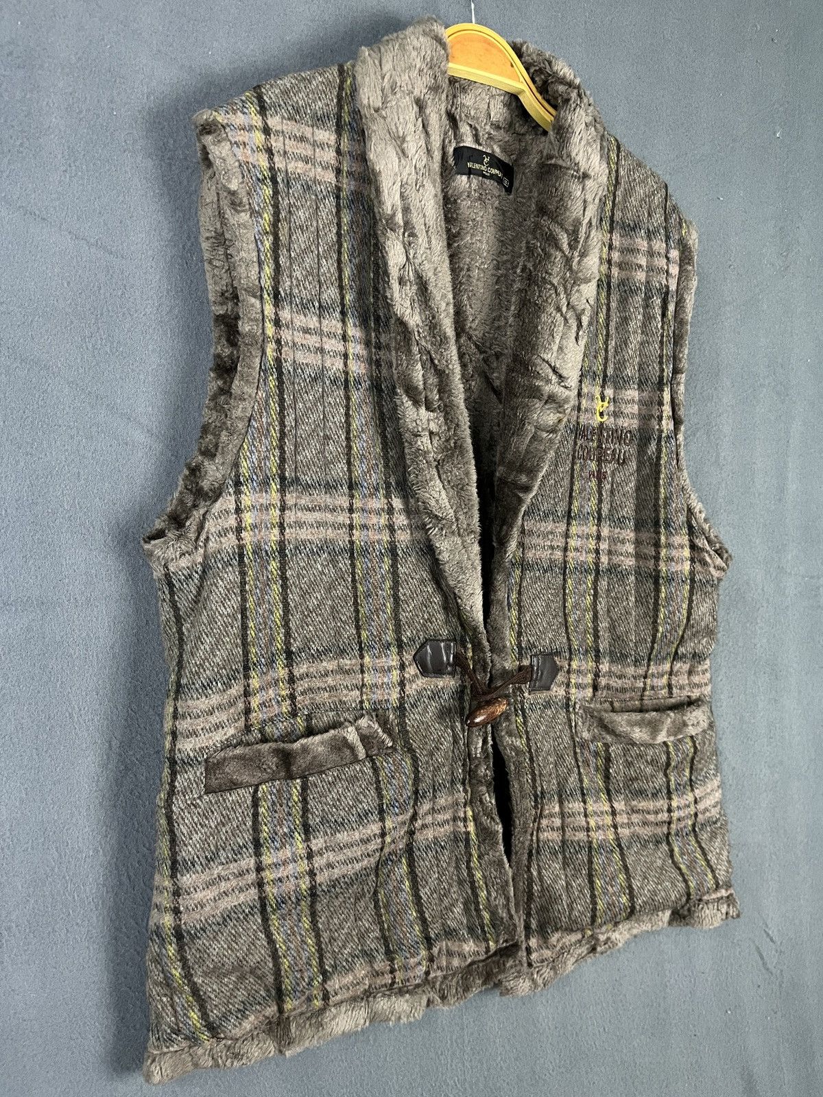 Vintage Valentino Coupeau Paris Fur Lined Vest Size US M / EU 48-50 / 2 - 4 Thumbnail