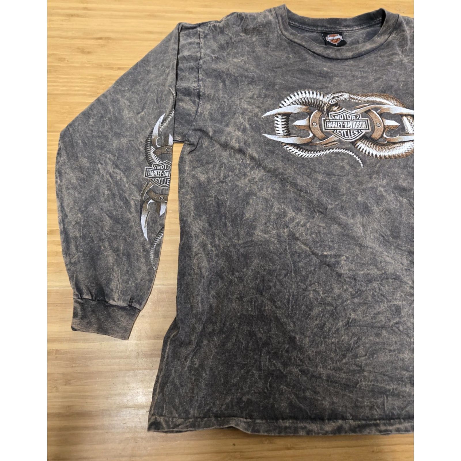 Harley Davidson VINTAGE Harley-Davidson Shirt Mens Large Black Long Sleeve Cedar River Iowa 2004 Size US L / EU 52-54 / 3 - 4 Thumbnail