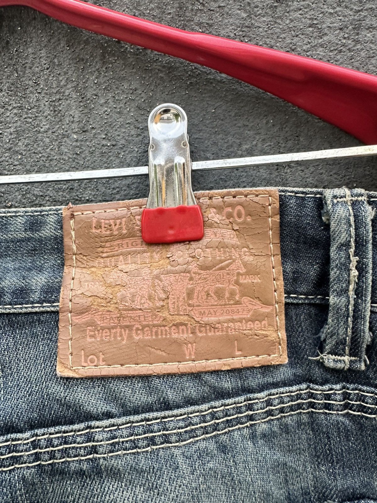 Levi's Vintage Clothing 👹Vintage Levi’s Distressed Straight Cut Jeans Size US 31 - 10 Thumbnail