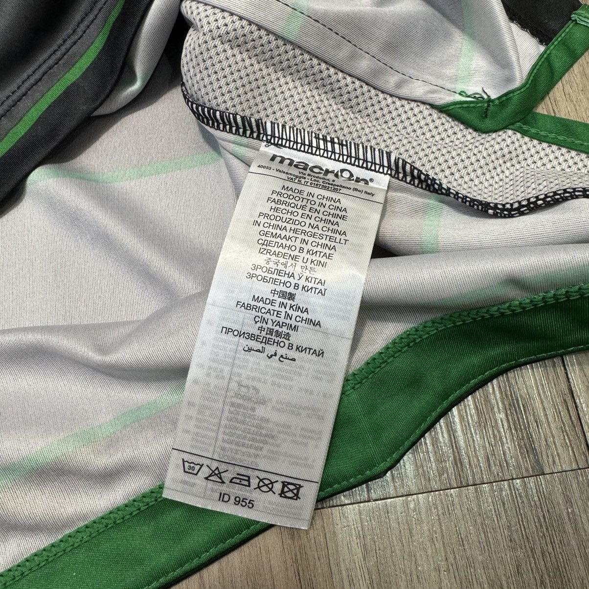 Macron Sporting club lisbon 15/16 away shirt Size US XL / EU 56 / 4 - 5 Thumbnail