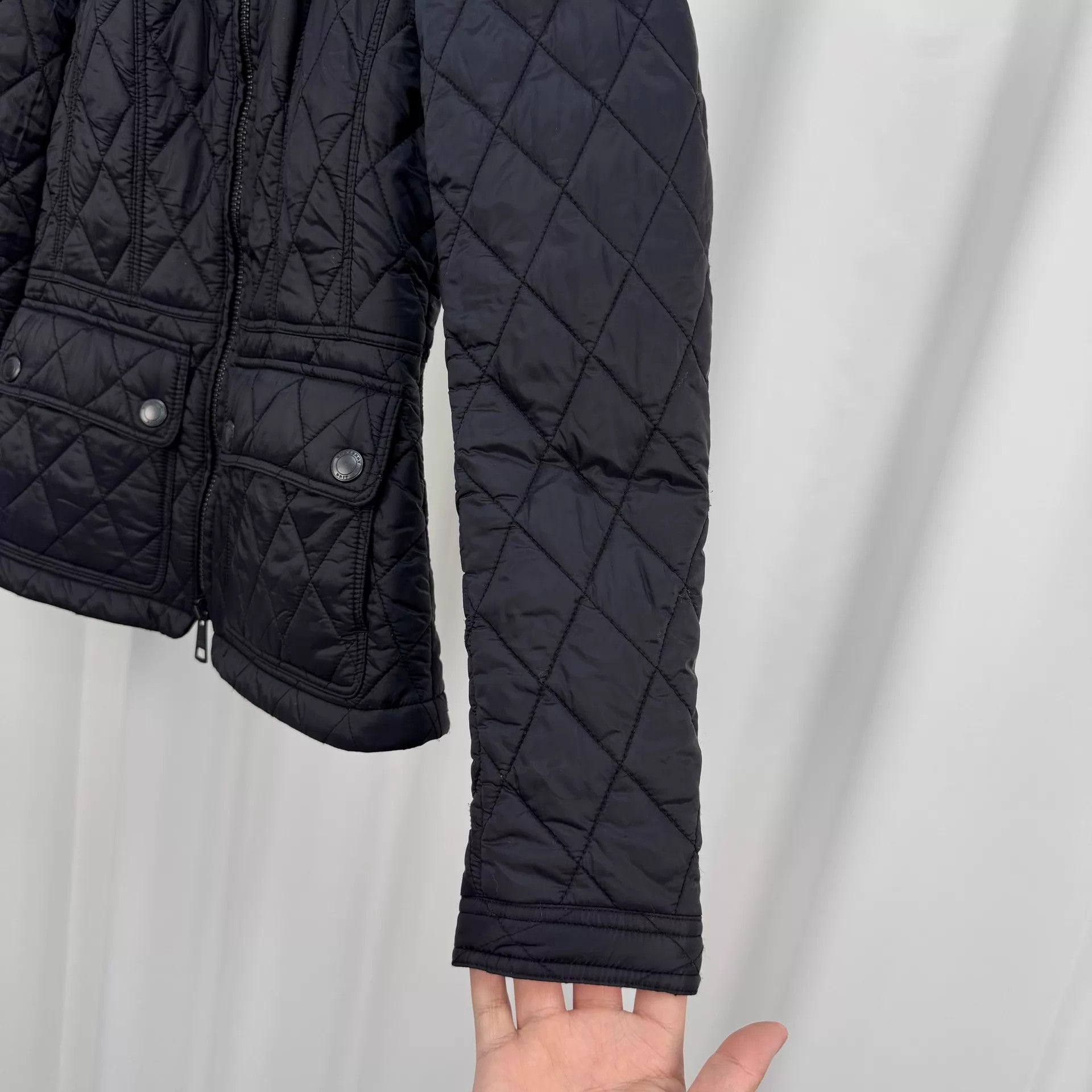 Burberry Burberry check quilted puffer jacket XS 99 New Size XS / US 0-2 / IT 36-38 - 4 Thumbnail