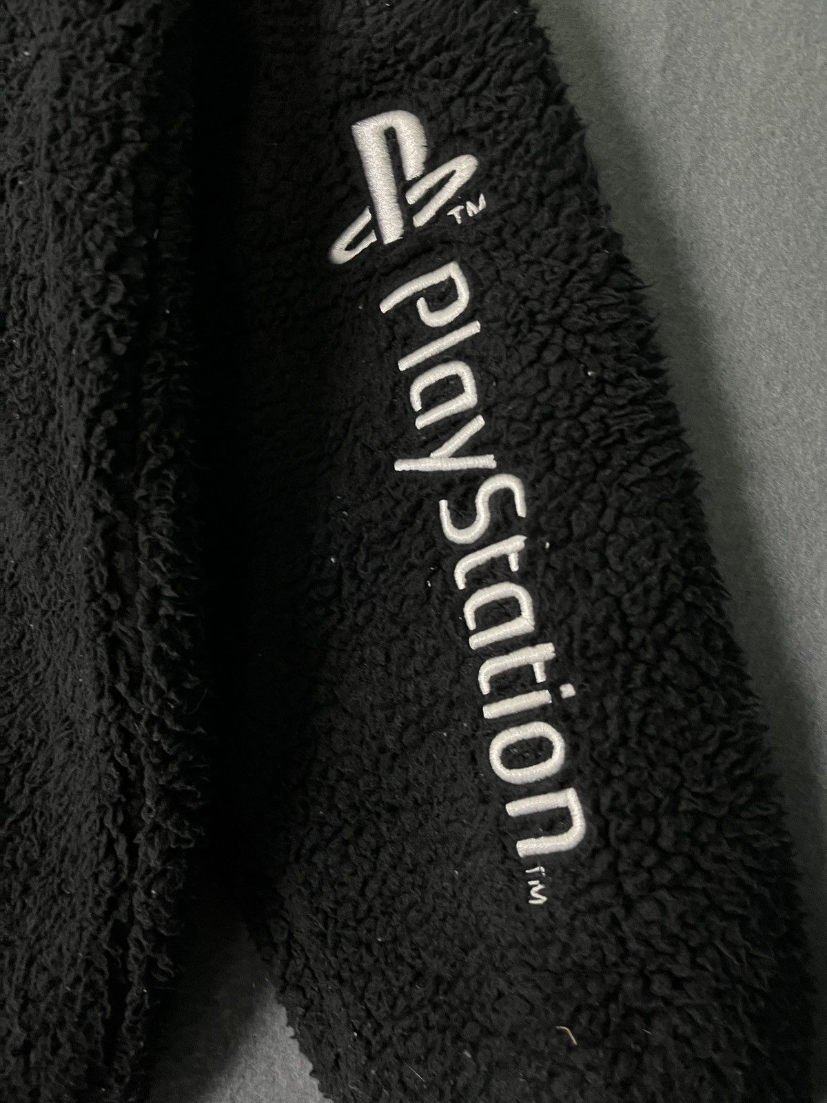 GU × Japanese Brand × Playstation GU x Sony PlayStation Sherpa Fleece Pullover Sweatshirts Size US S / EU 44-46 / 1 - 6 Thumbnail