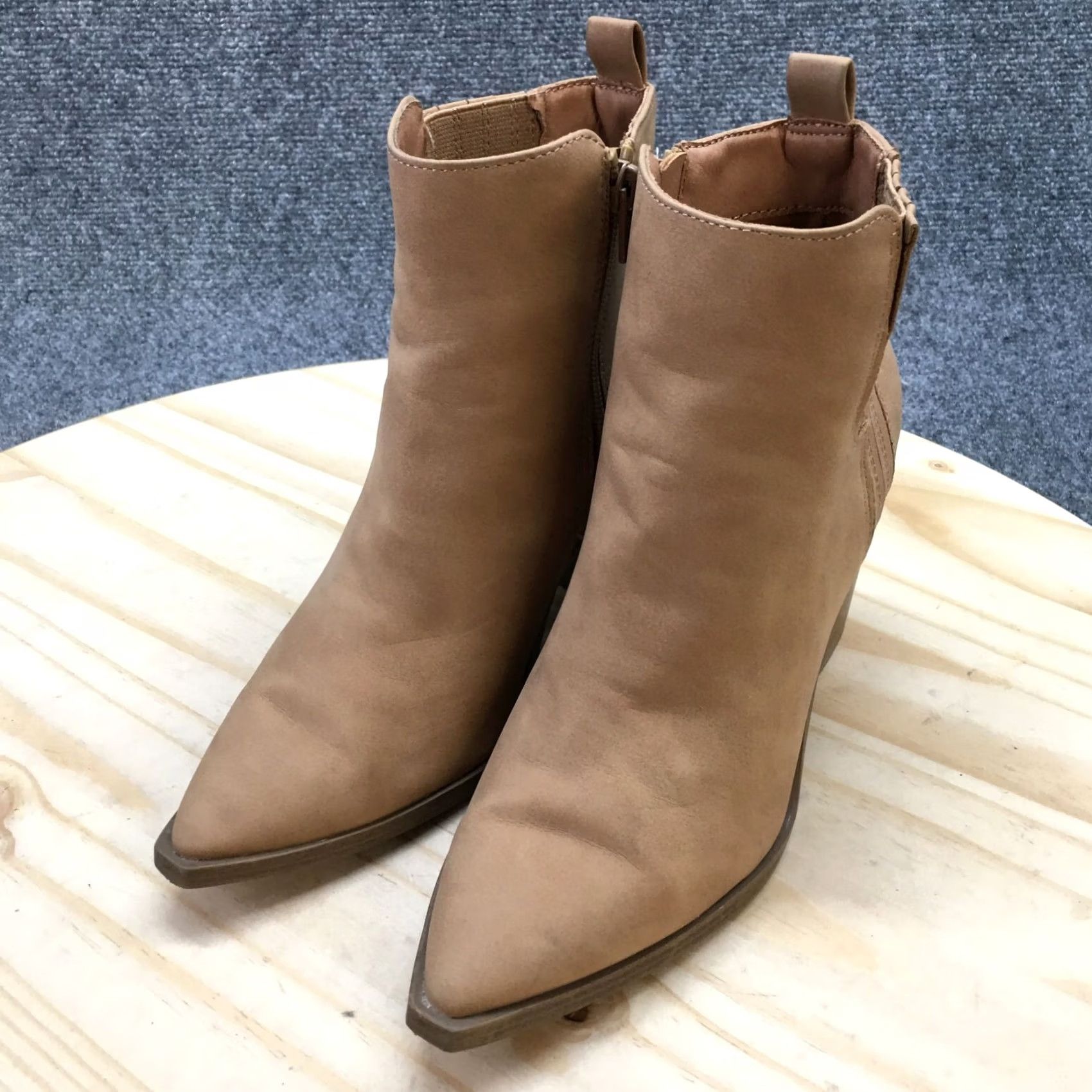 Vintage Universal Thread Boots Womens 6.5 Ankle Bootie Brown Faux Leather Block Casual Size US 7 / IT 37 - 3 Thumbnail