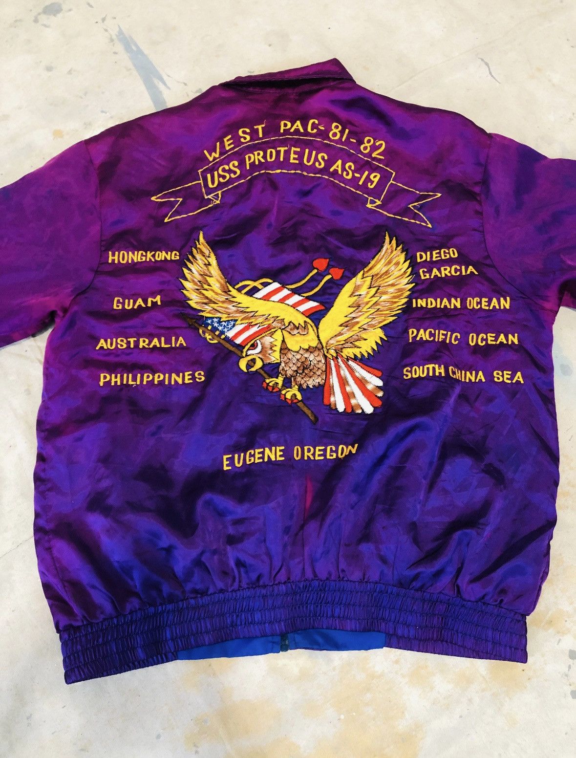 Vintage Vintage USS Proteus Souvenir Jacket – Sunfaded – Size Small Size US S / EU 44-46 / 1 - 8 Thumbnail