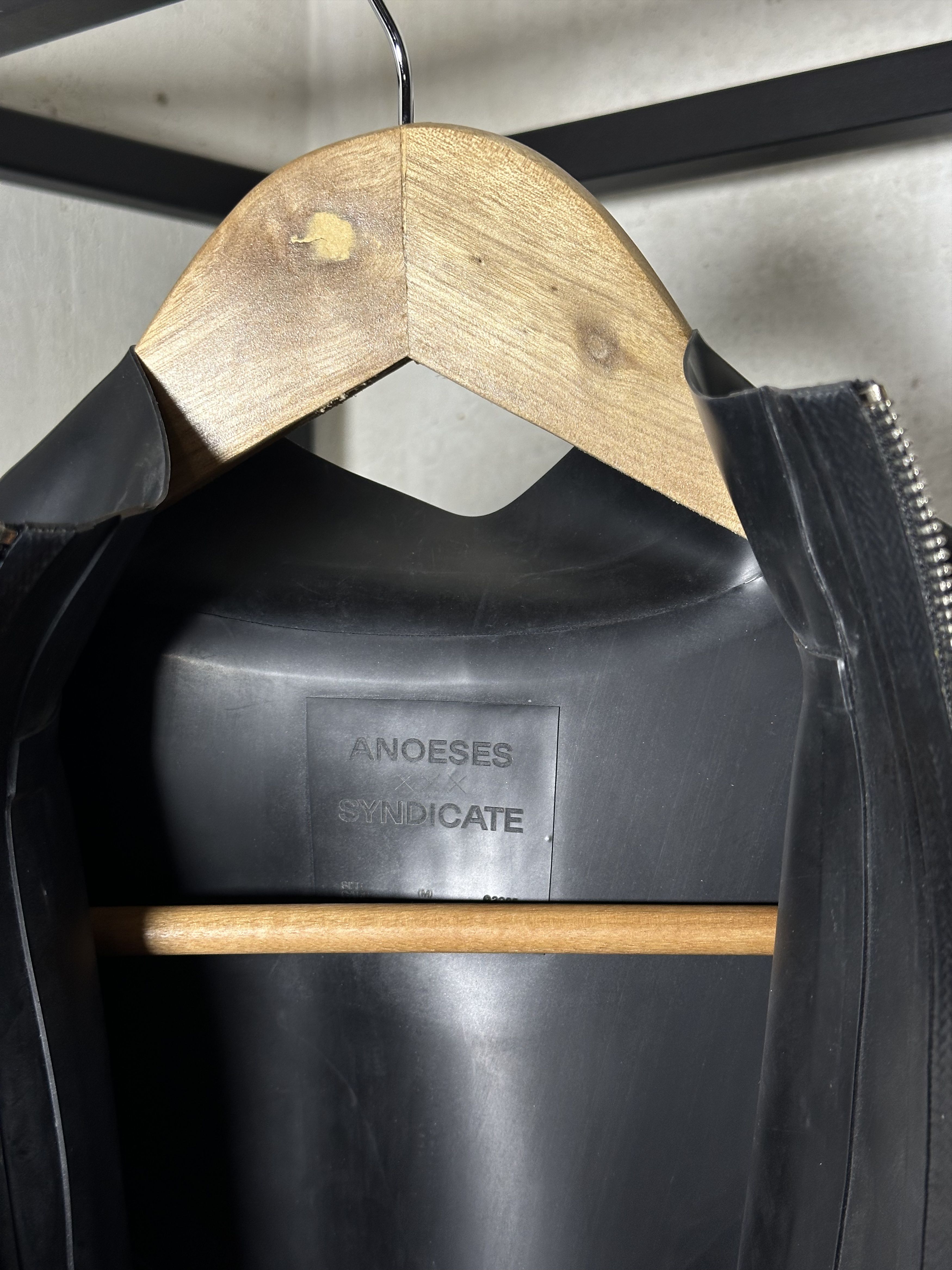 Syndicate Anoeses x Syndicate Latex Cropped Bomber Size M / US 6-8 / IT 42-44 - 8 Thumbnail