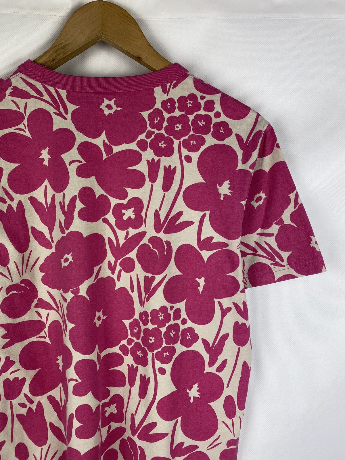Uniqlo Marimekko Uniqlo ladies floral pattern t shirt size S Size S / US 4 / IT 40 - 14 Thumbnail