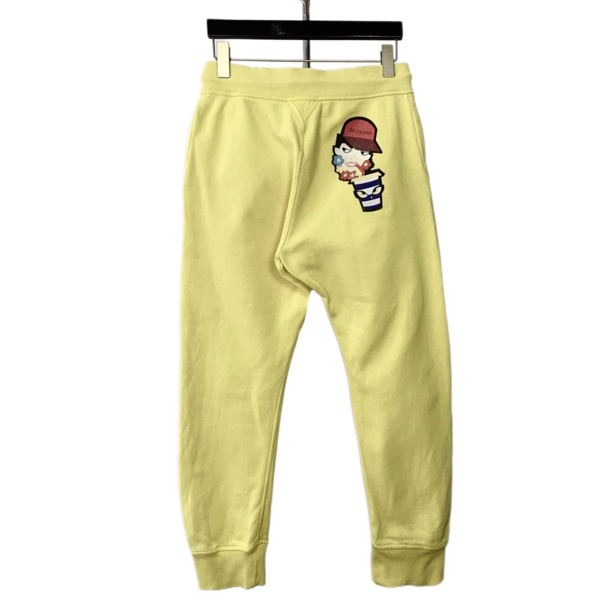Dsquared2 Dsquared2 Yellow Cartoon Figure Printed Sweatpants K26WX Size 27" / US 4 / IT 40 - 2 Thumbnail