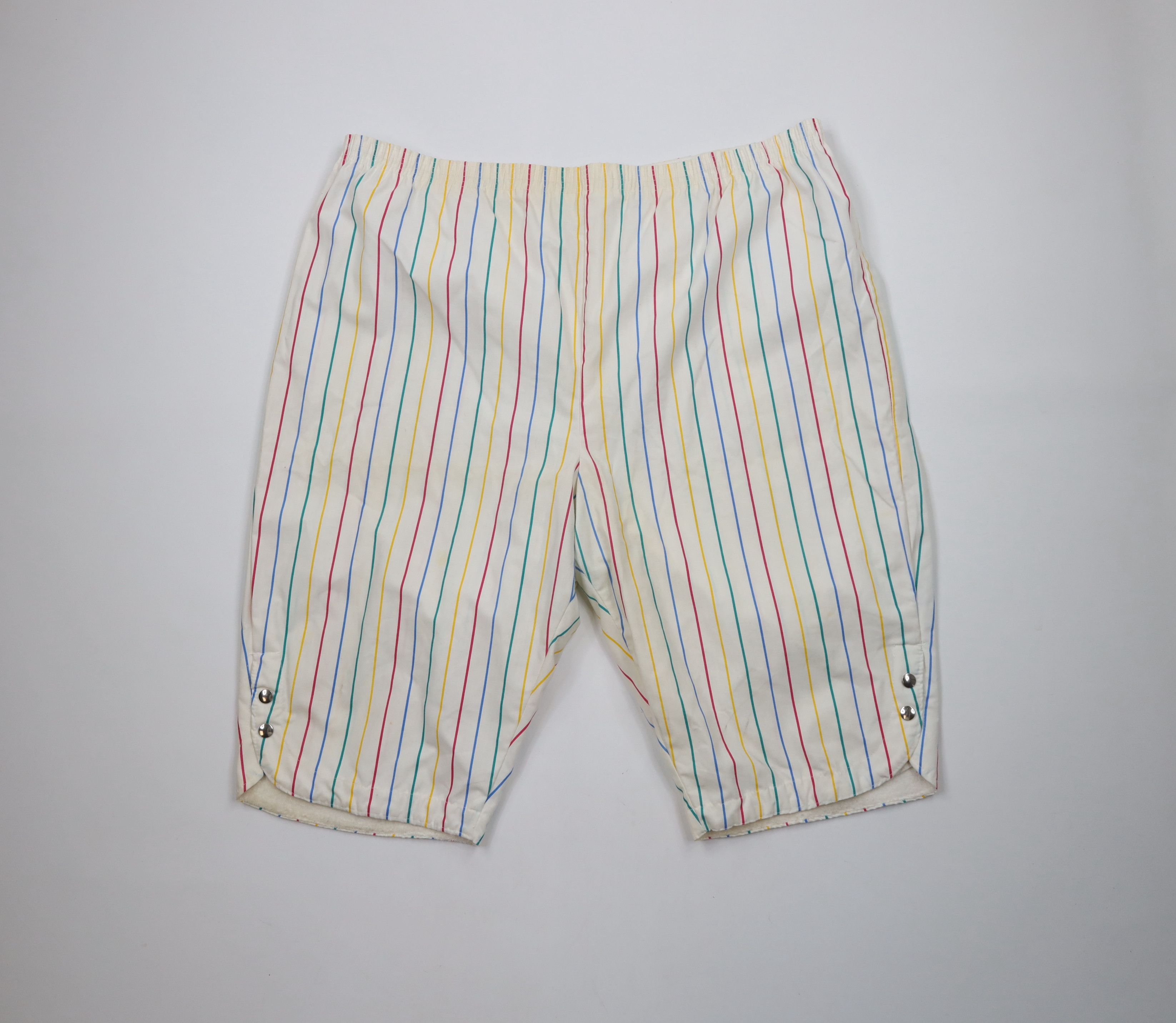 Vintage Vintage 90s Streetwear Striped Sleep Pajamas Shorts USA Size US 44 / EU 60 - 1 Thumbnail