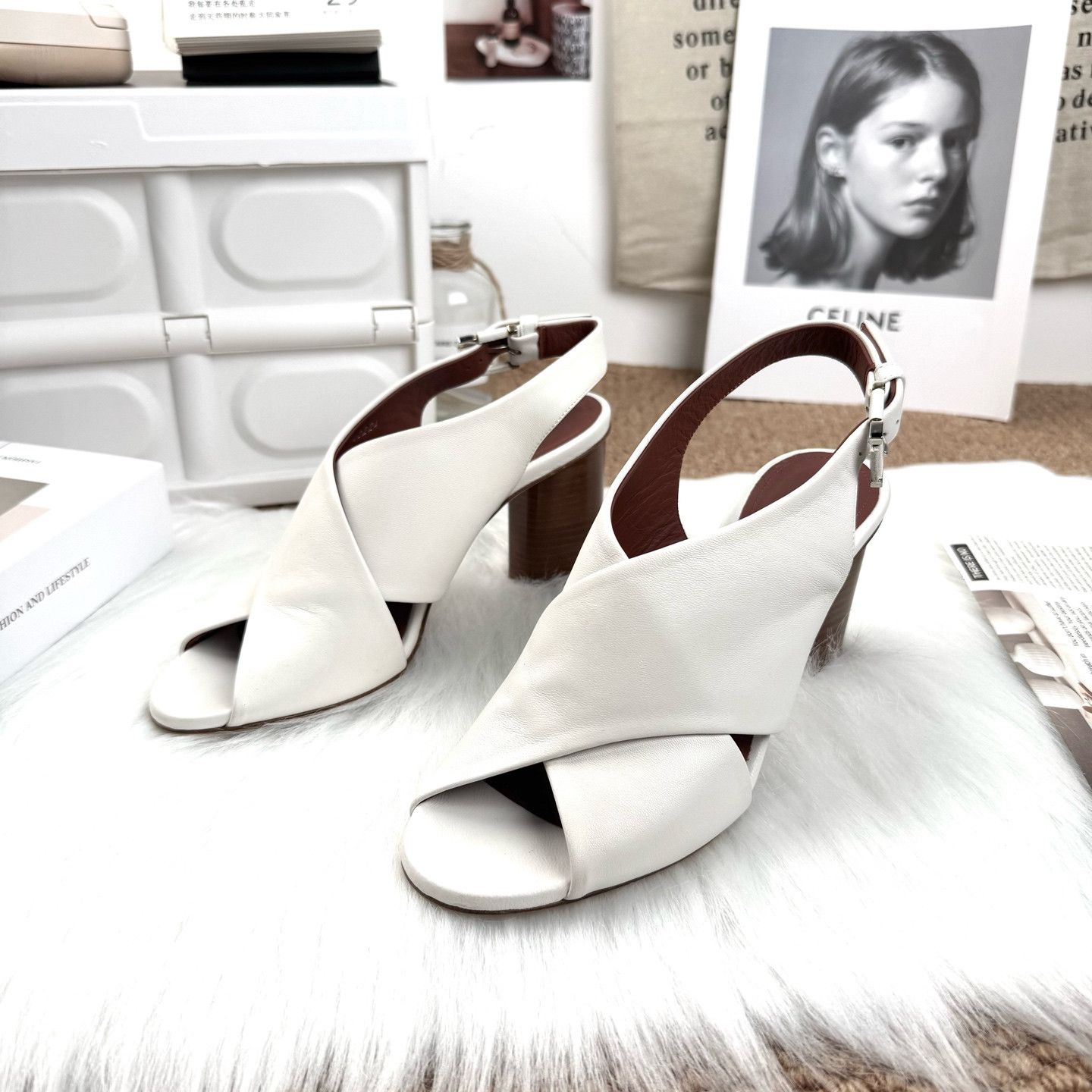 Loro Piana Loro Piana White Leather Sandals Size 36 Size US 6 / IT 36 - 1 Thumbnail