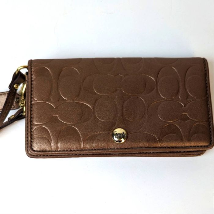 Steve Madden camel brown leather coin purse clip on with fringe